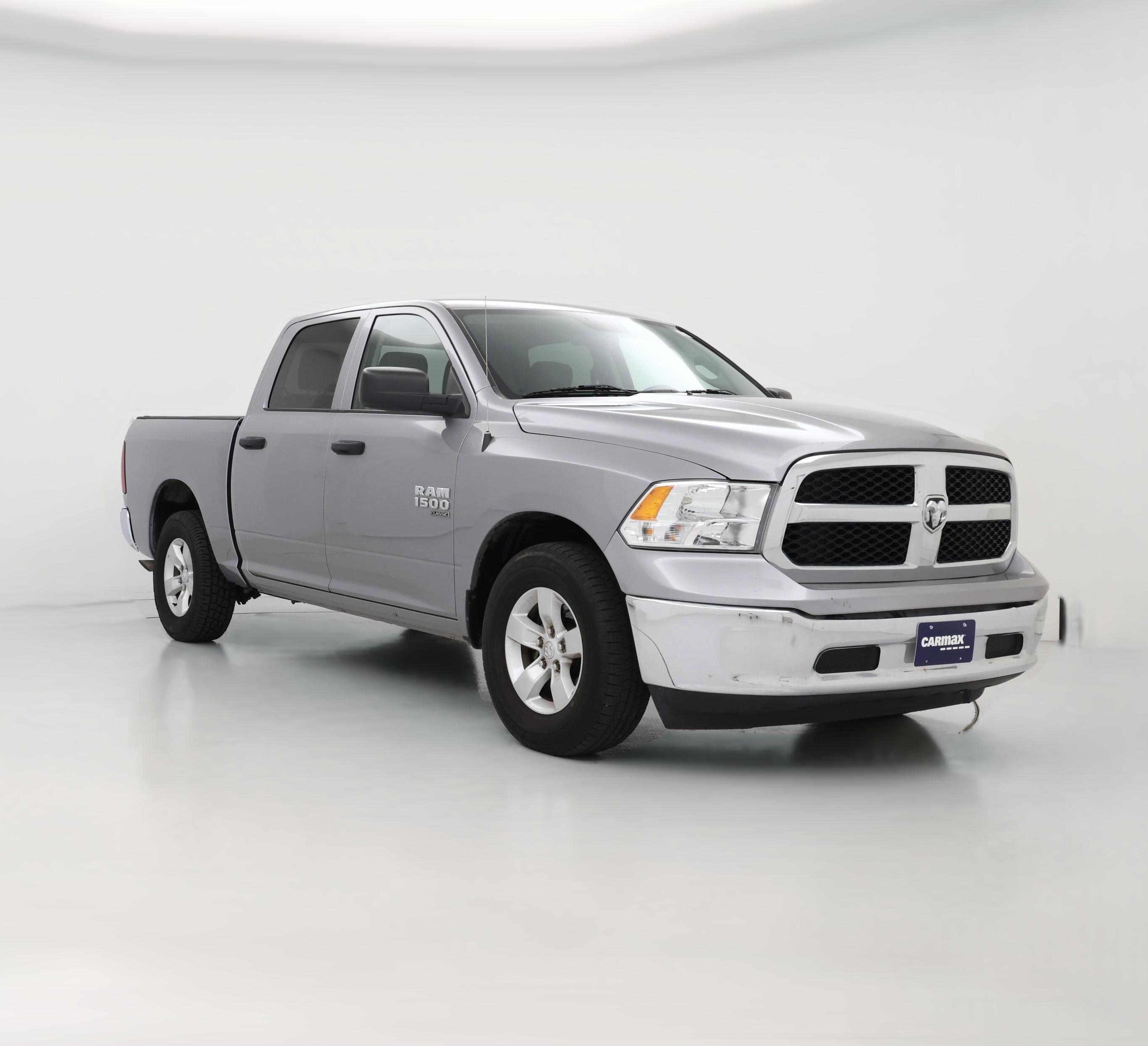Thumbnail: 2022 RAM 1500 Classic - 1