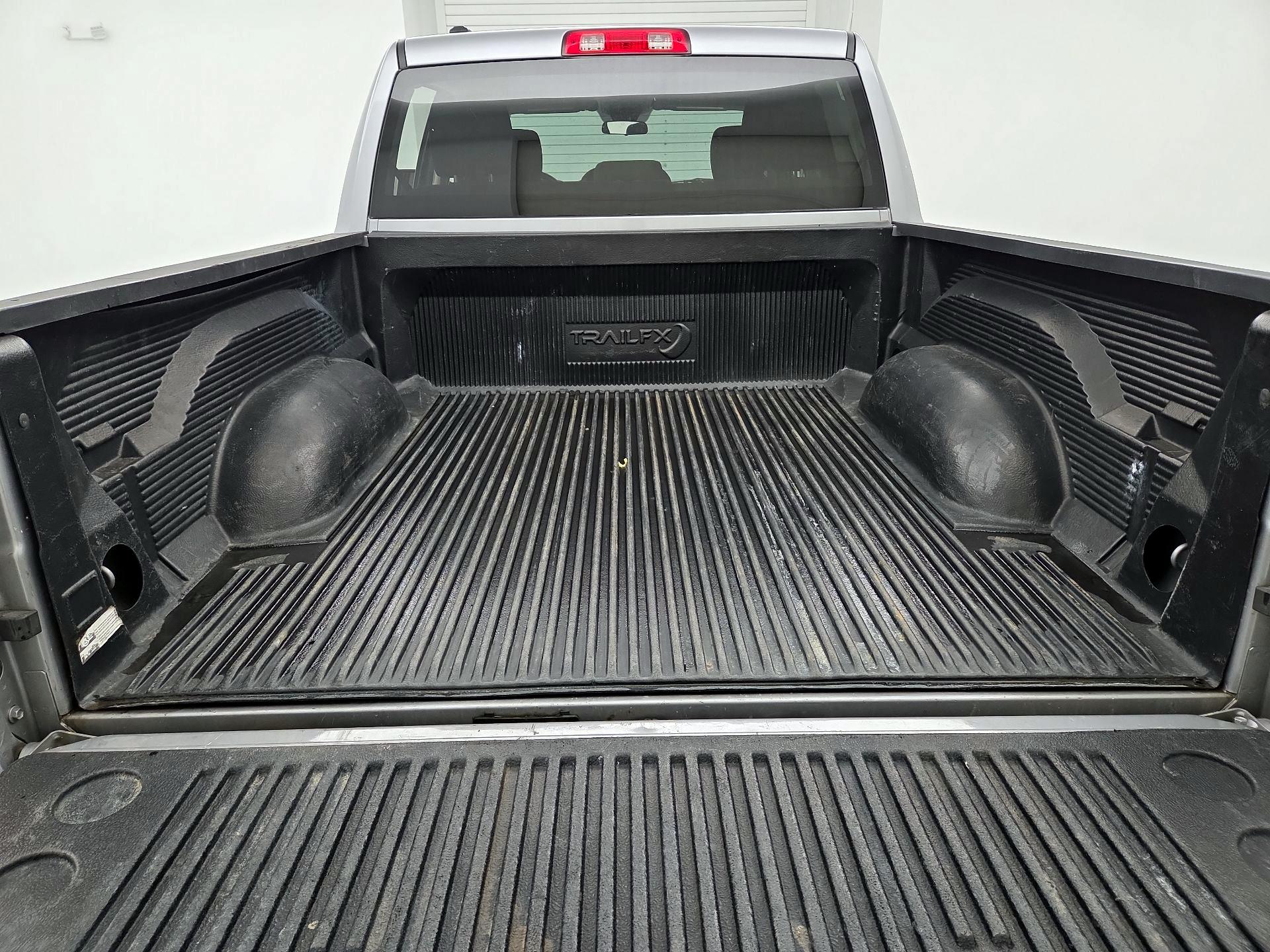 Thumbnail: 2022 RAM 1500 Classic - 20