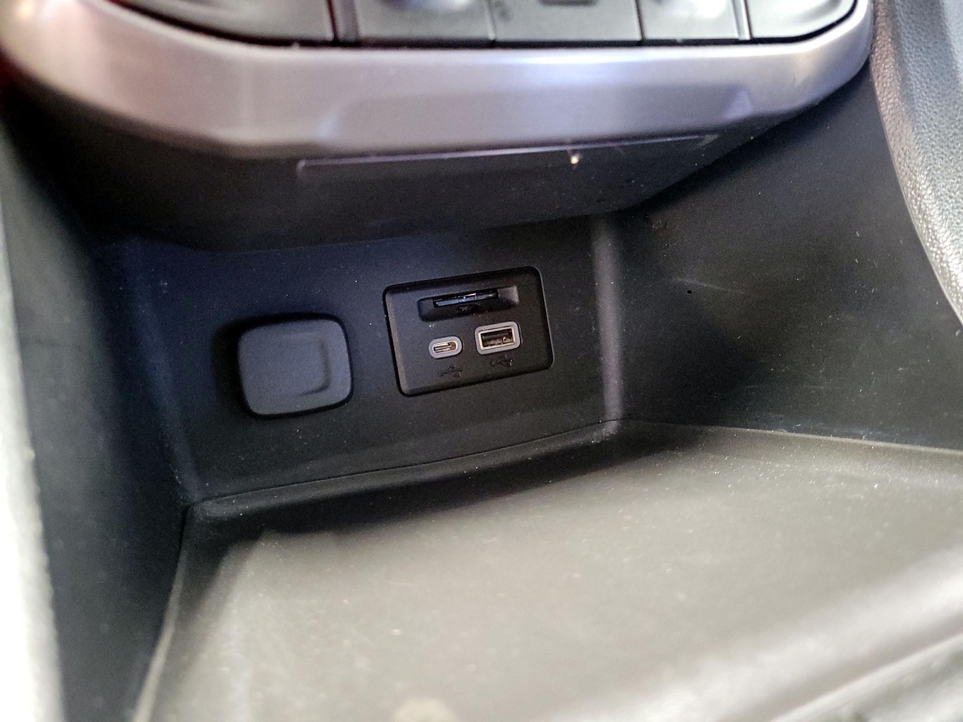 Thumbnail: 2021 GMC Acadia - 18