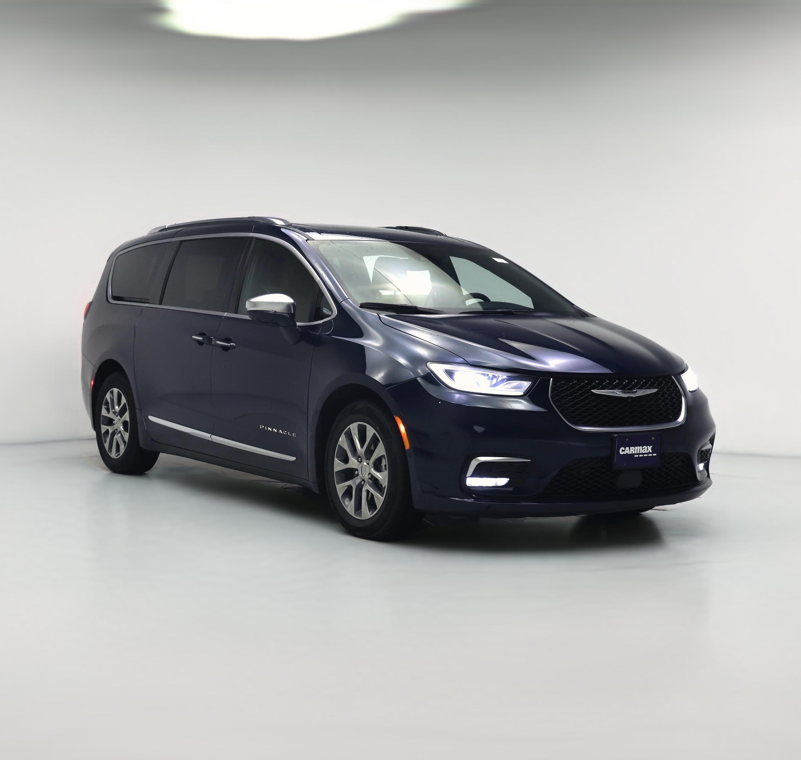 Thumbnail: 2024 Chrysler Pacifica - 1