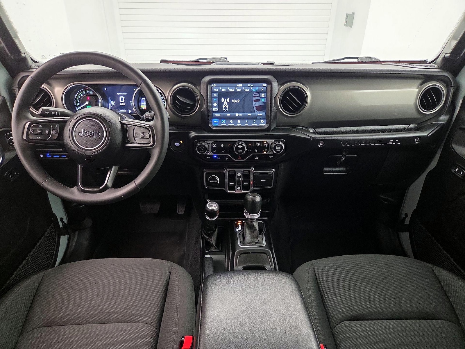 2023 Jeep Wrangler 4xe Willys 4XE - Photo 10