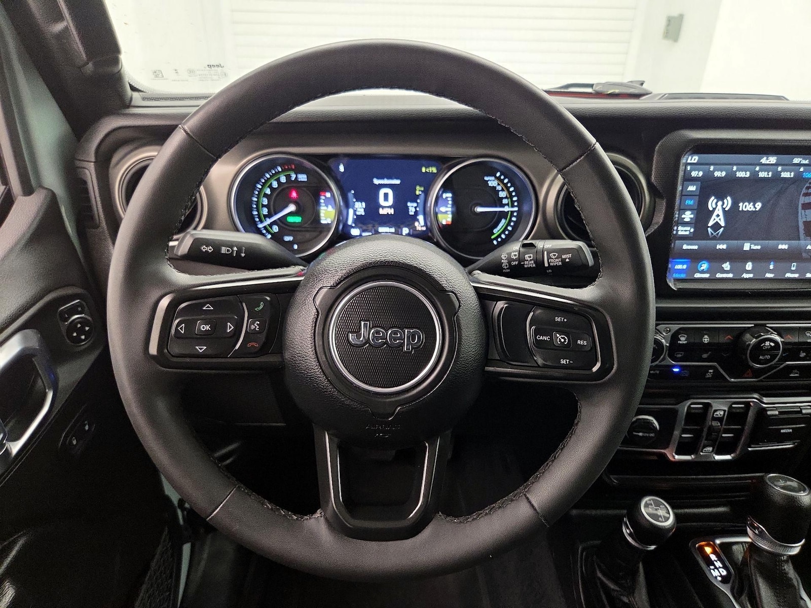 2023 Jeep Wrangler 4xe Willys 4XE - Photo 11