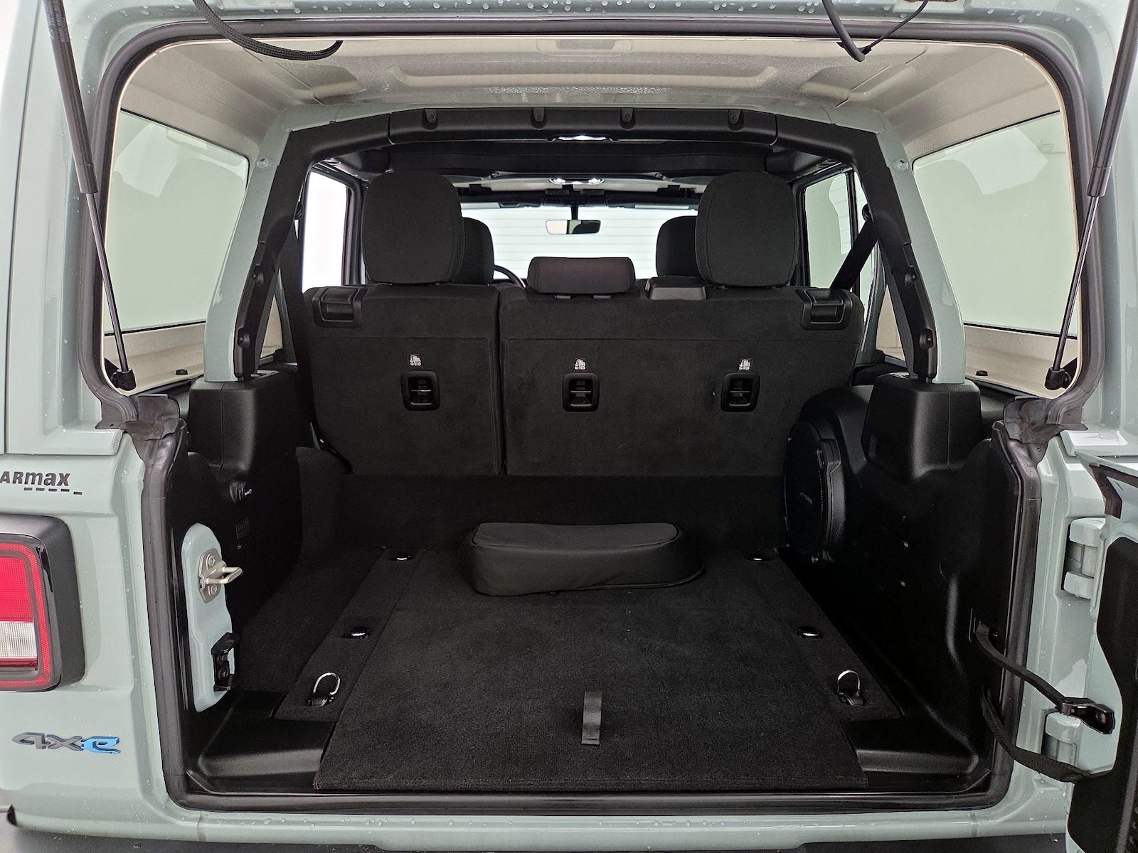 2023 Jeep Wrangler 4xe Willys 4XE - Photo 22