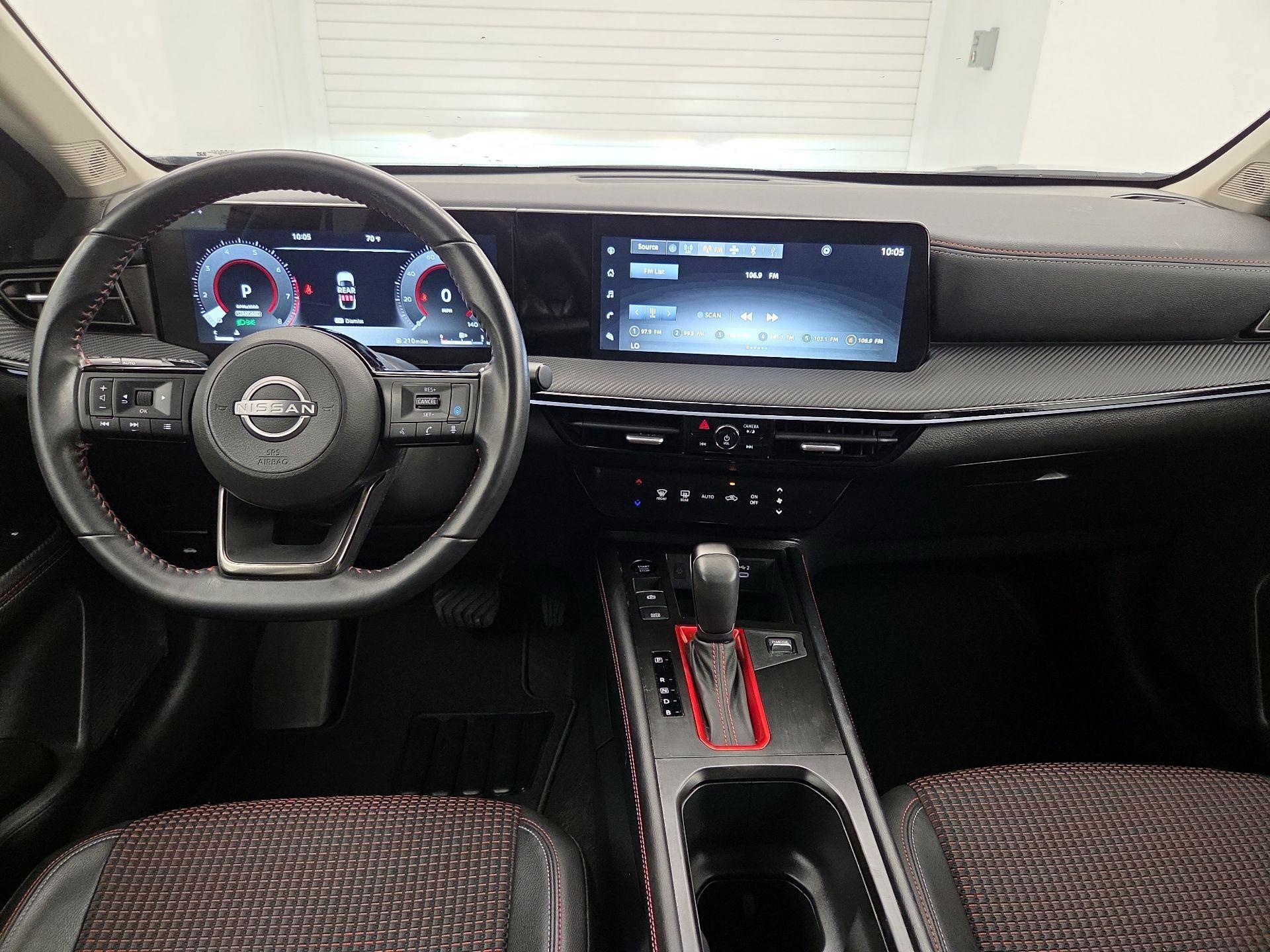 Thumbnail: 2025 Nissan Kicks - 9