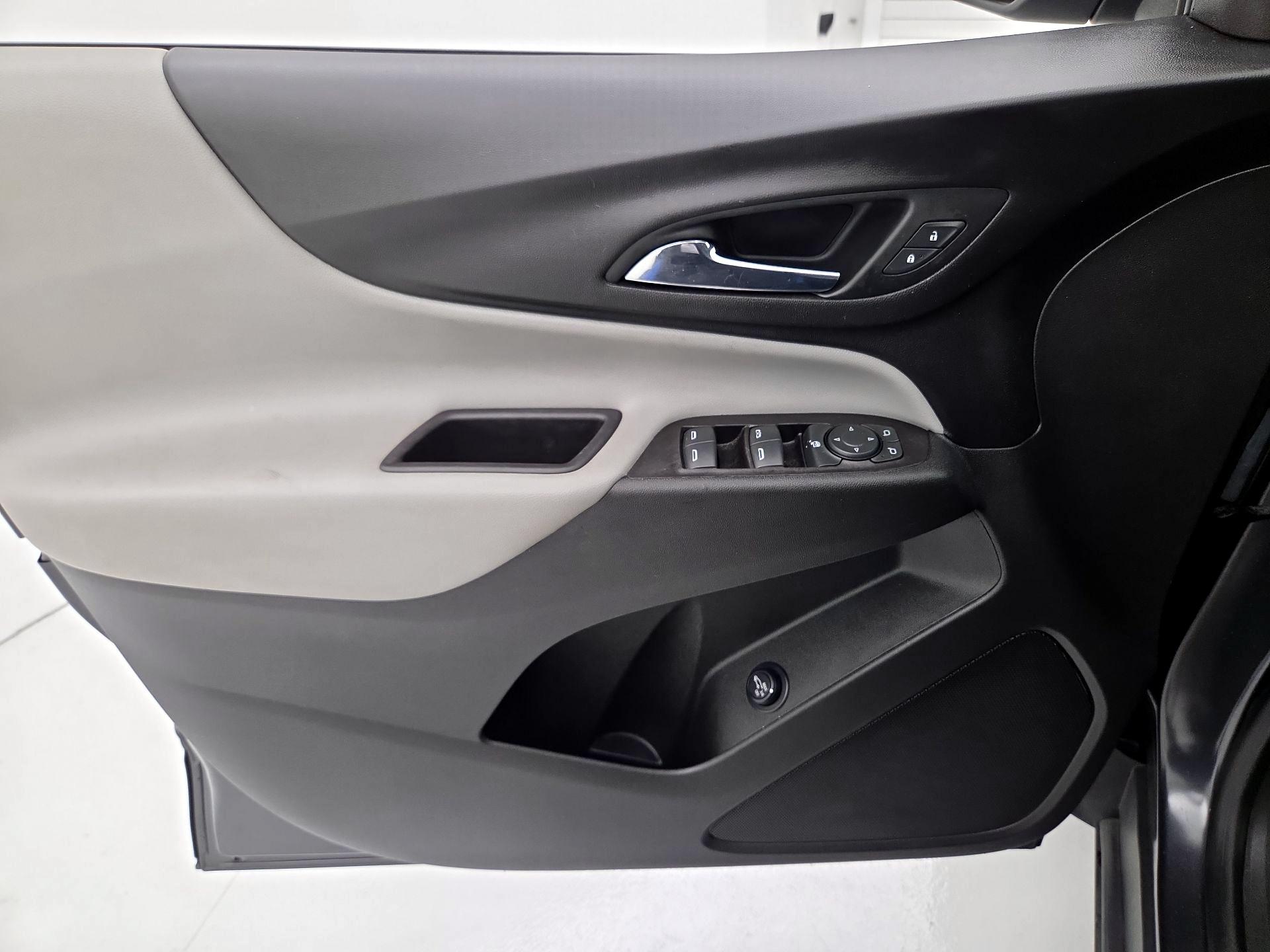 Thumbnail: 2022 Chevrolet Equinox - 12