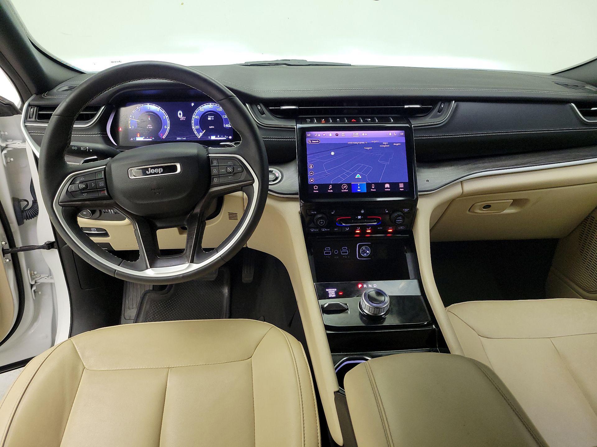 Thumbnail: 2023 Jeep Grand Cherokee - 9