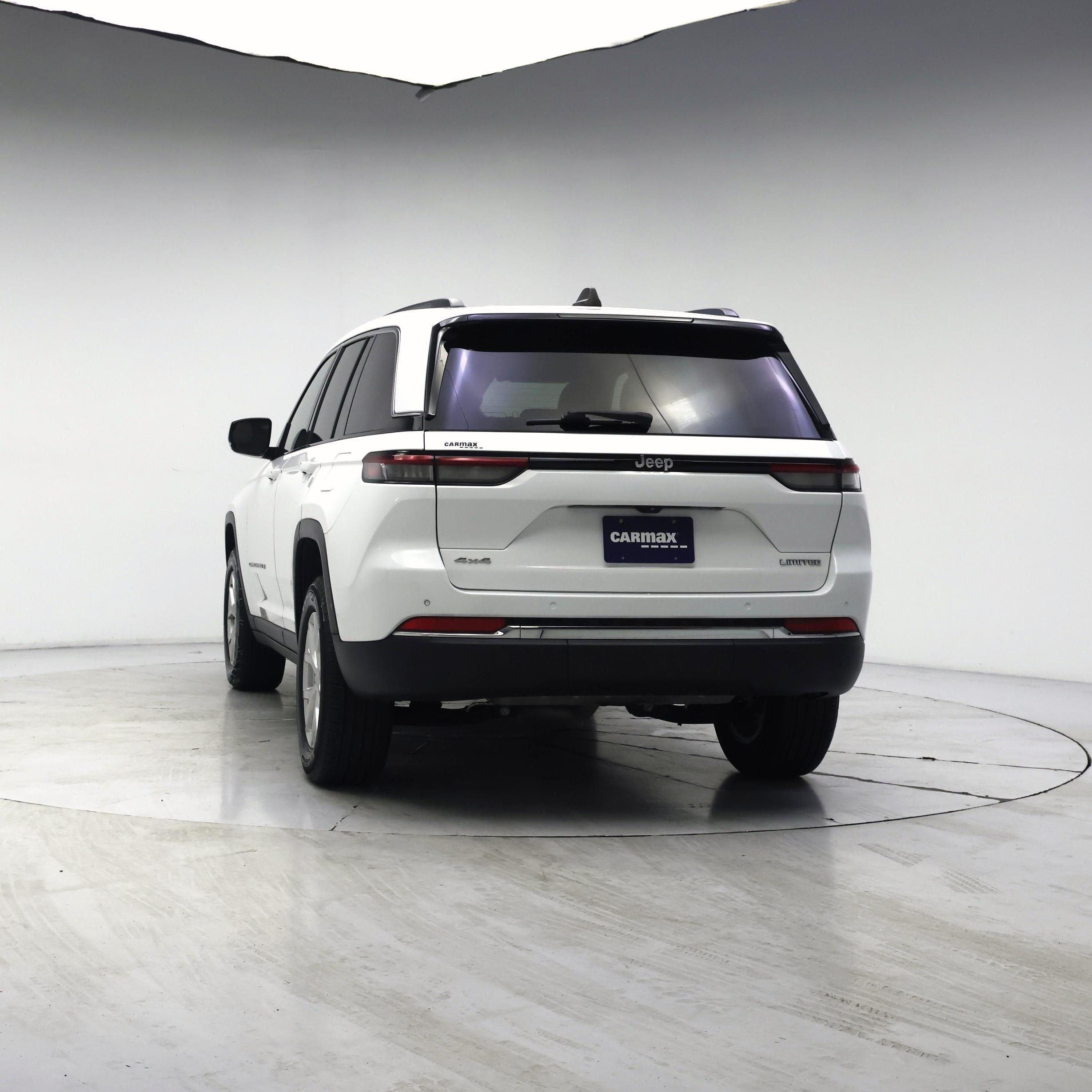 Thumbnail: 2023 Jeep Grand Cherokee - 6