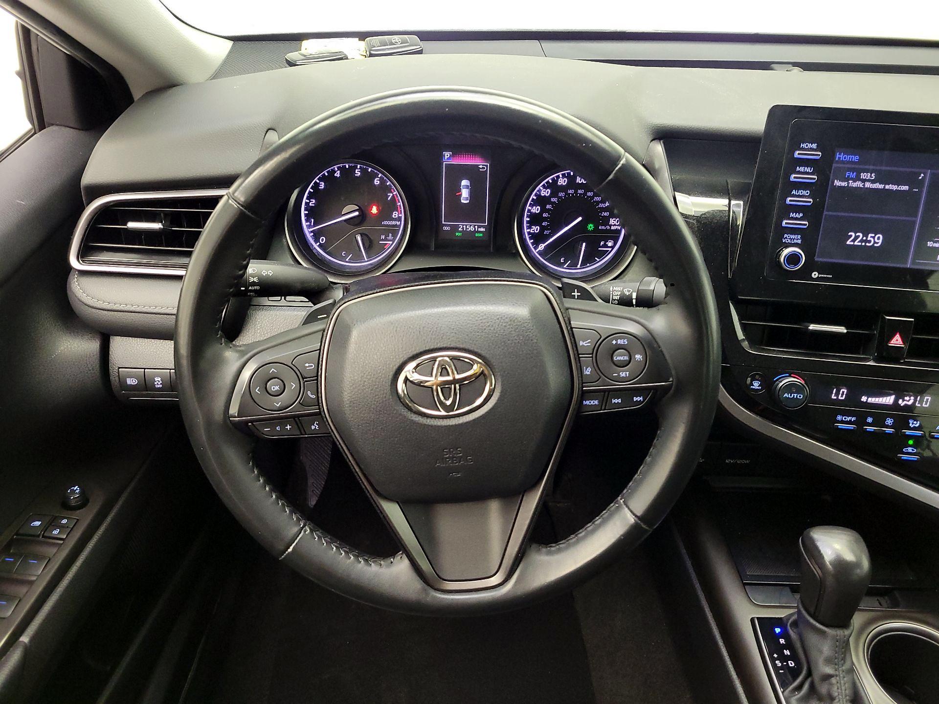 Thumbnail: 2023 Toyota Camry - 10