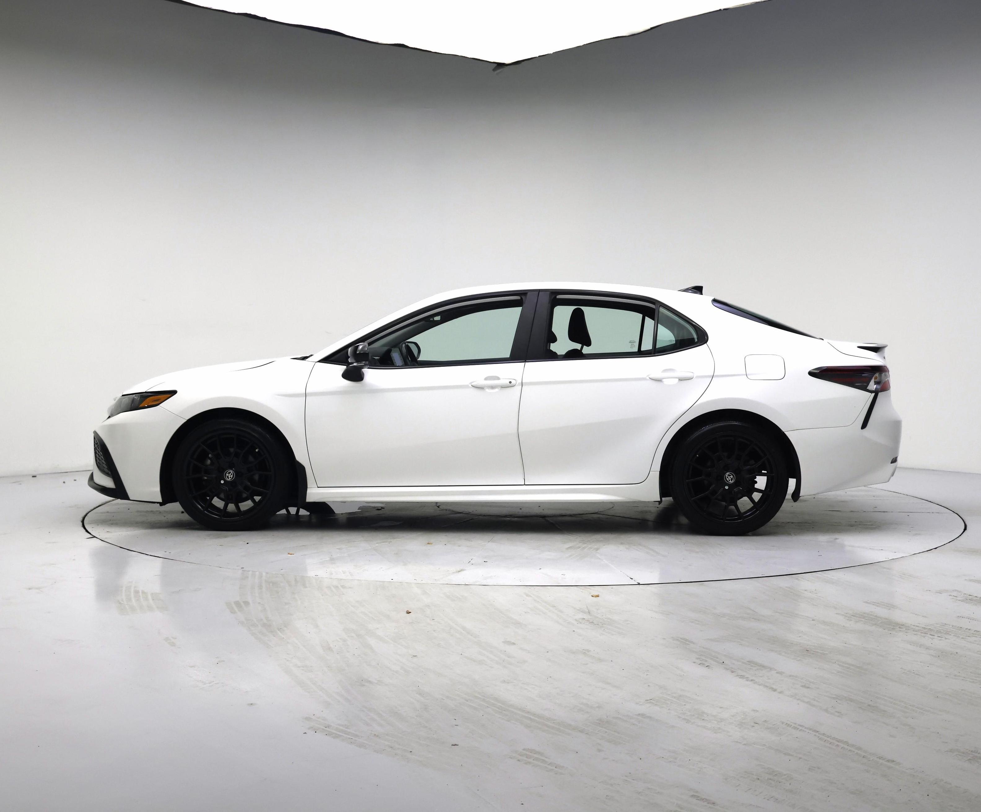 Thumbnail: 2023 Toyota Camry - 3