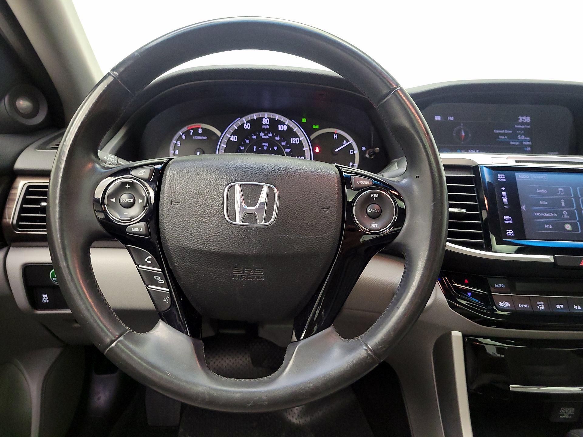 Thumbnail: 2017 Honda Accord - 10