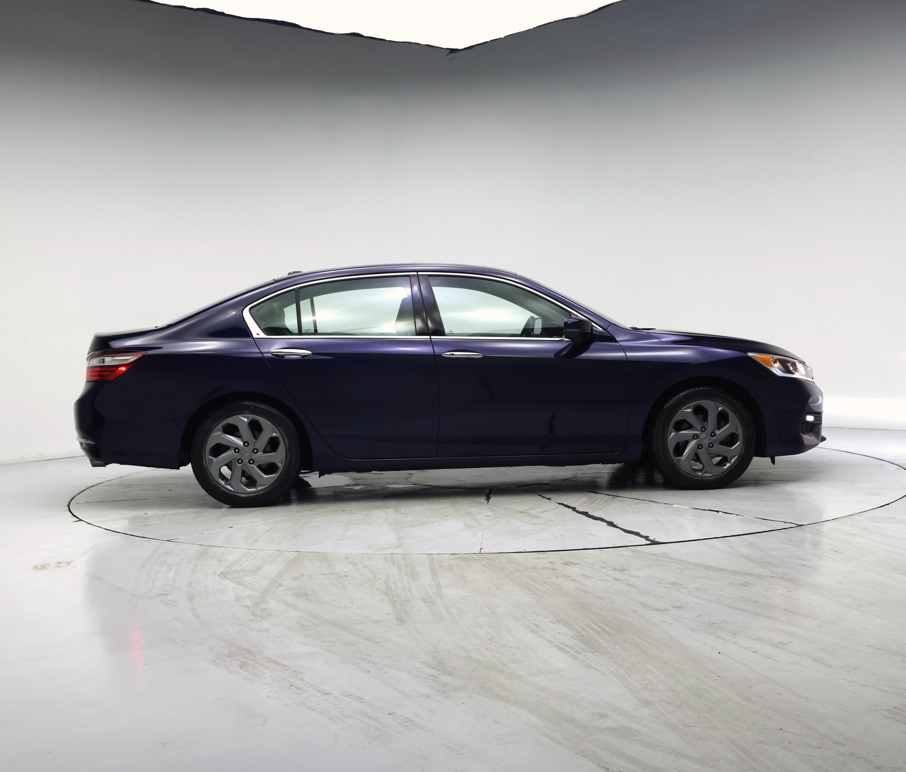 Thumbnail: 2017 Honda Accord - 7