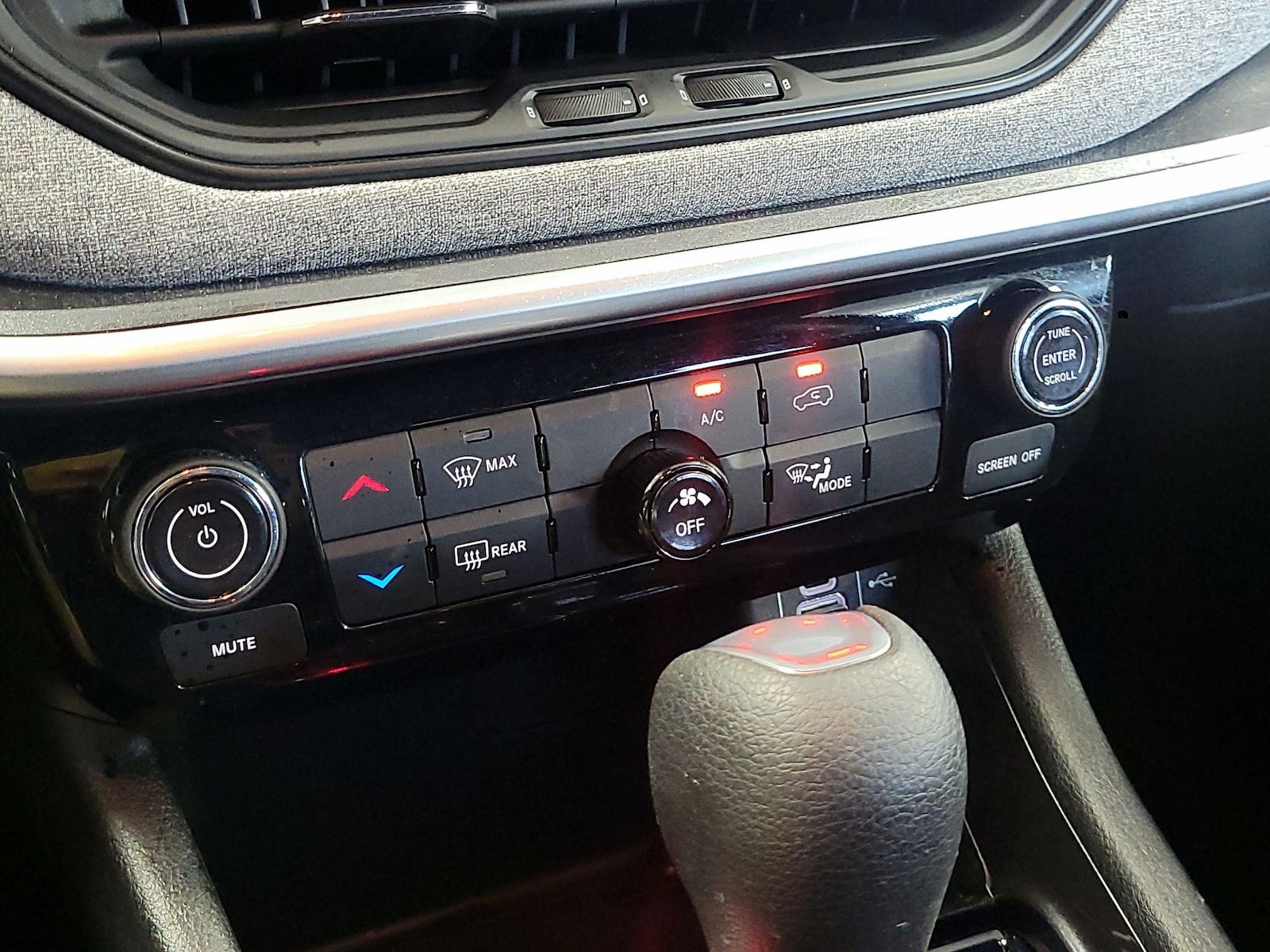 2025 Jeep Compass Sport - Photo 17
