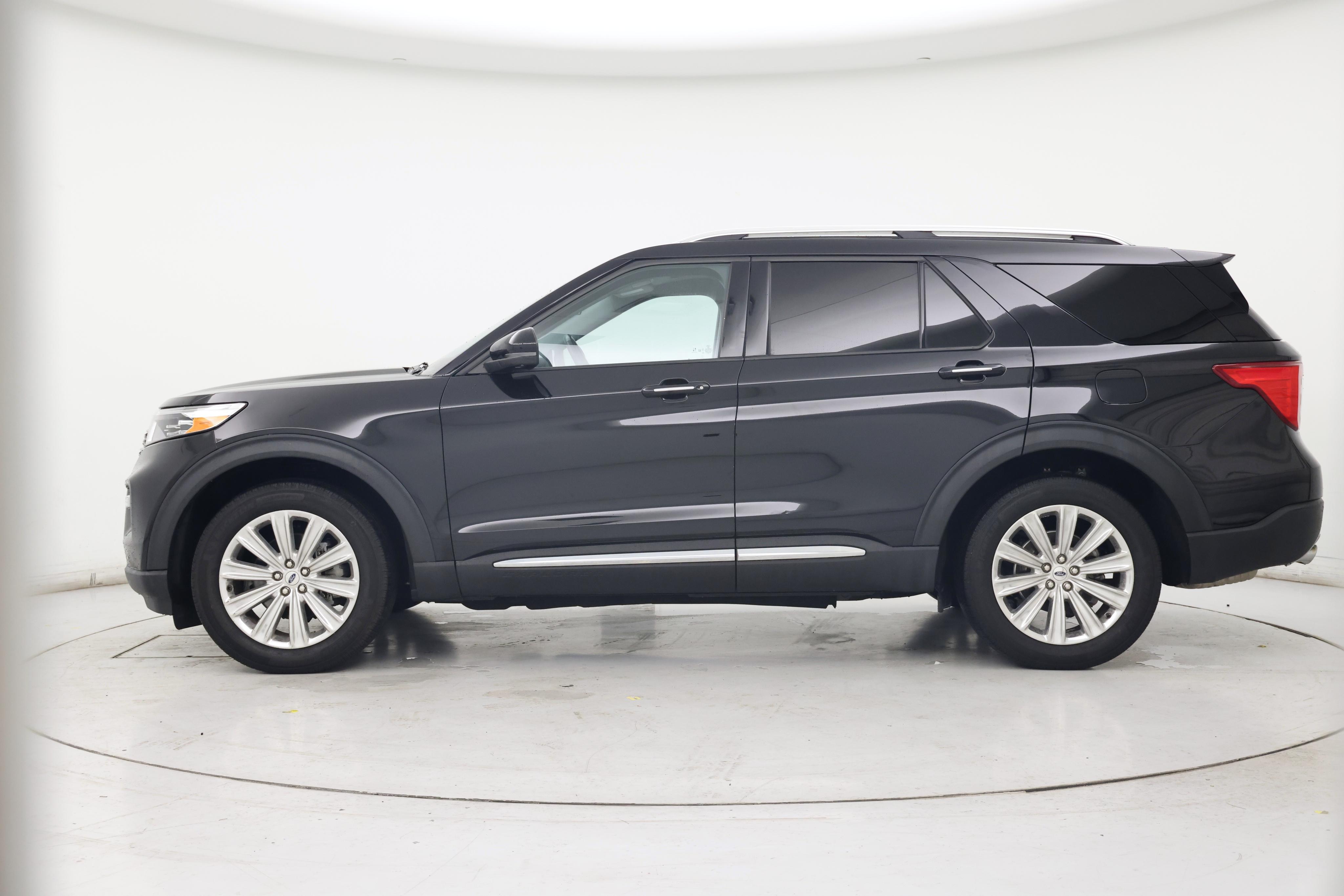 Thumbnail: 2023 Ford Explorer - 3