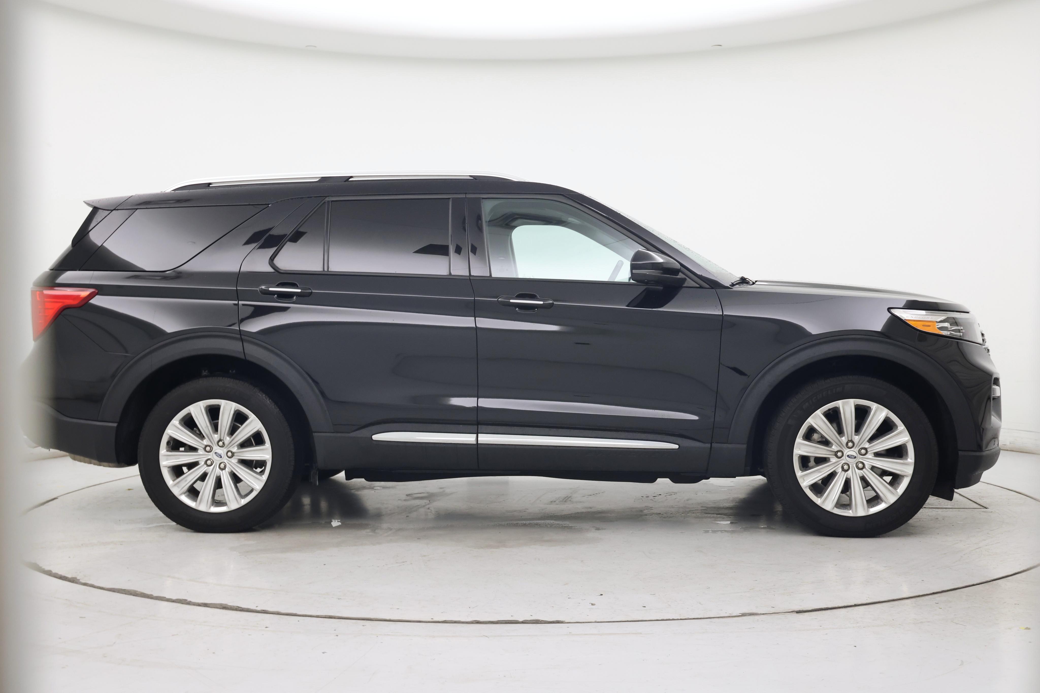 Thumbnail: 2023 Ford Explorer - 7