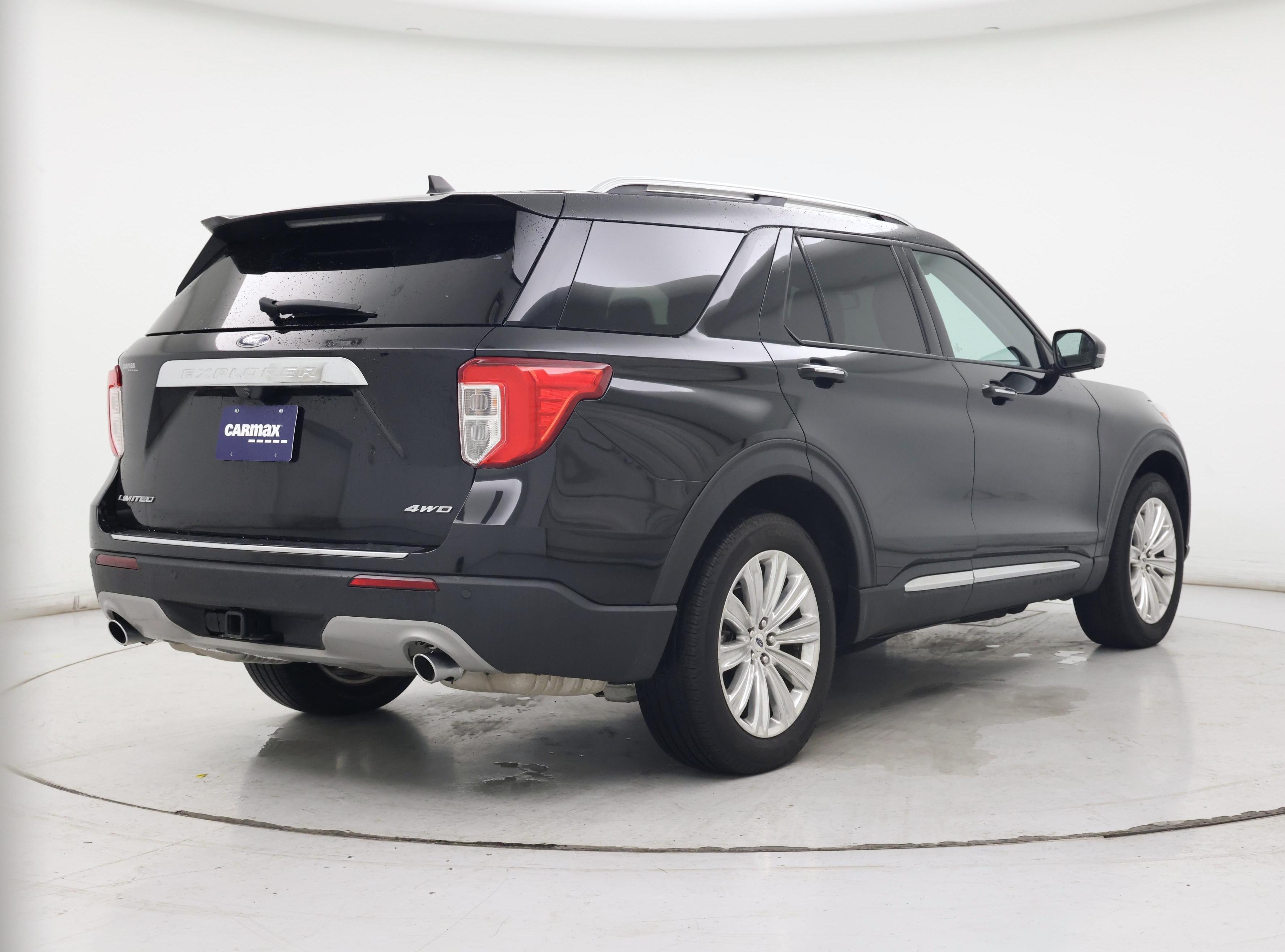 Thumbnail: 2023 Ford Explorer - 8