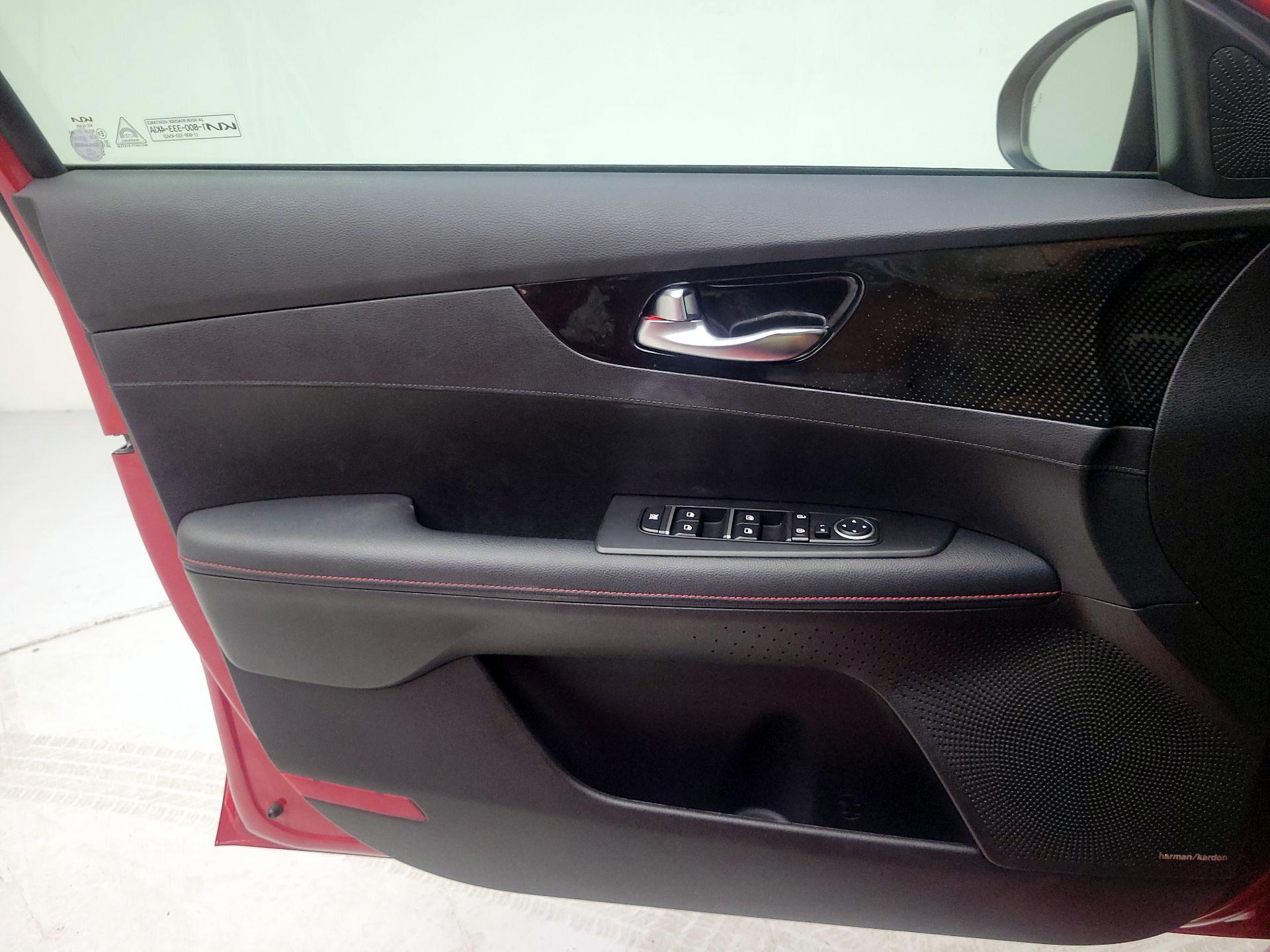 Thumbnail: 2023 Kia Forte - 12