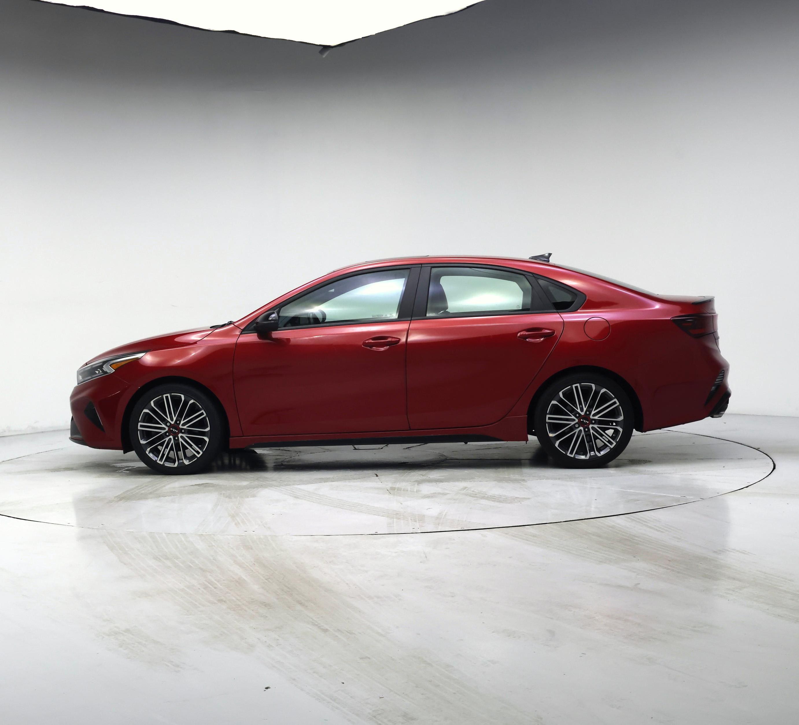 Thumbnail: 2023 Kia Forte - 3