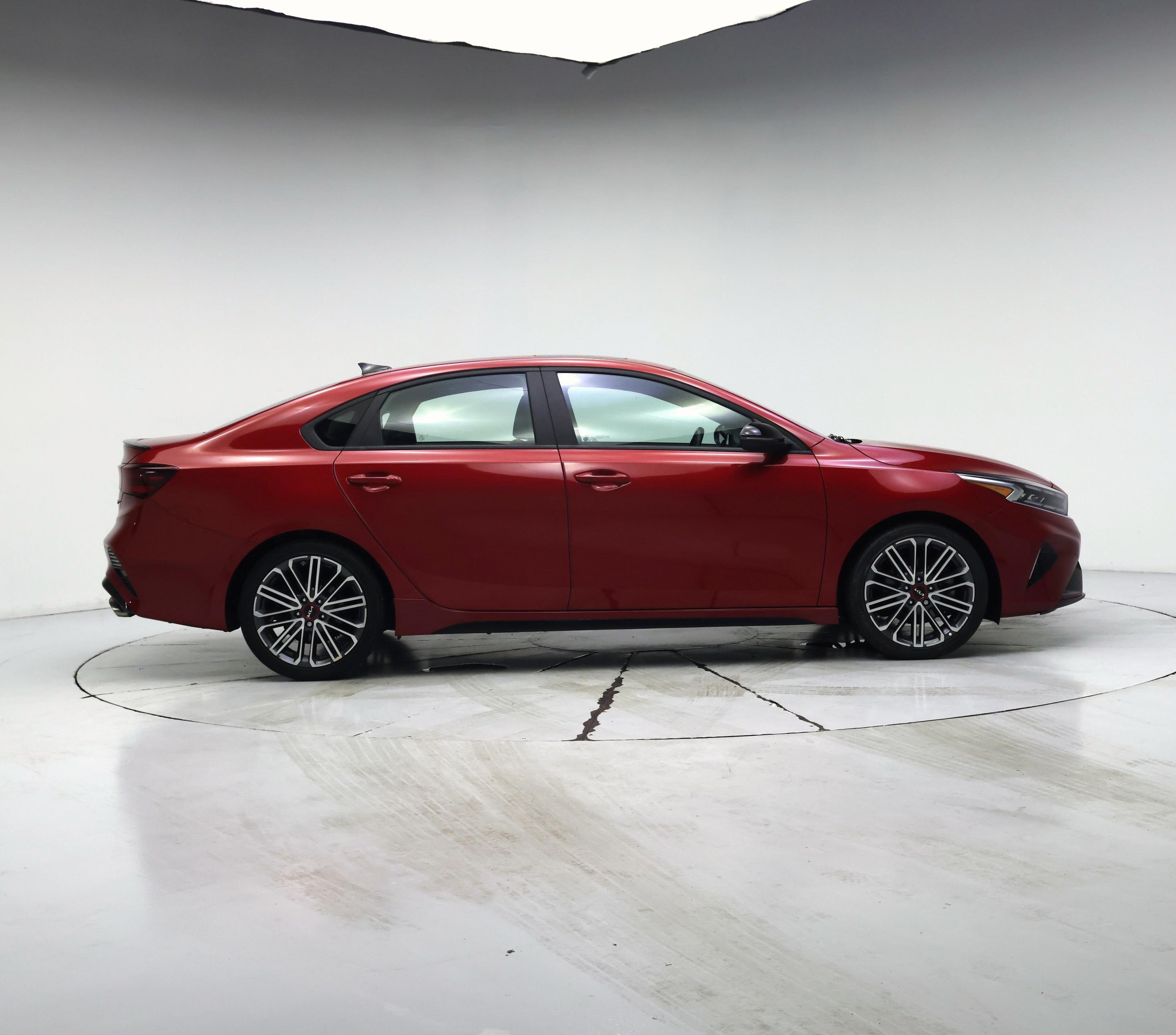 Thumbnail: 2023 Kia Forte - 7