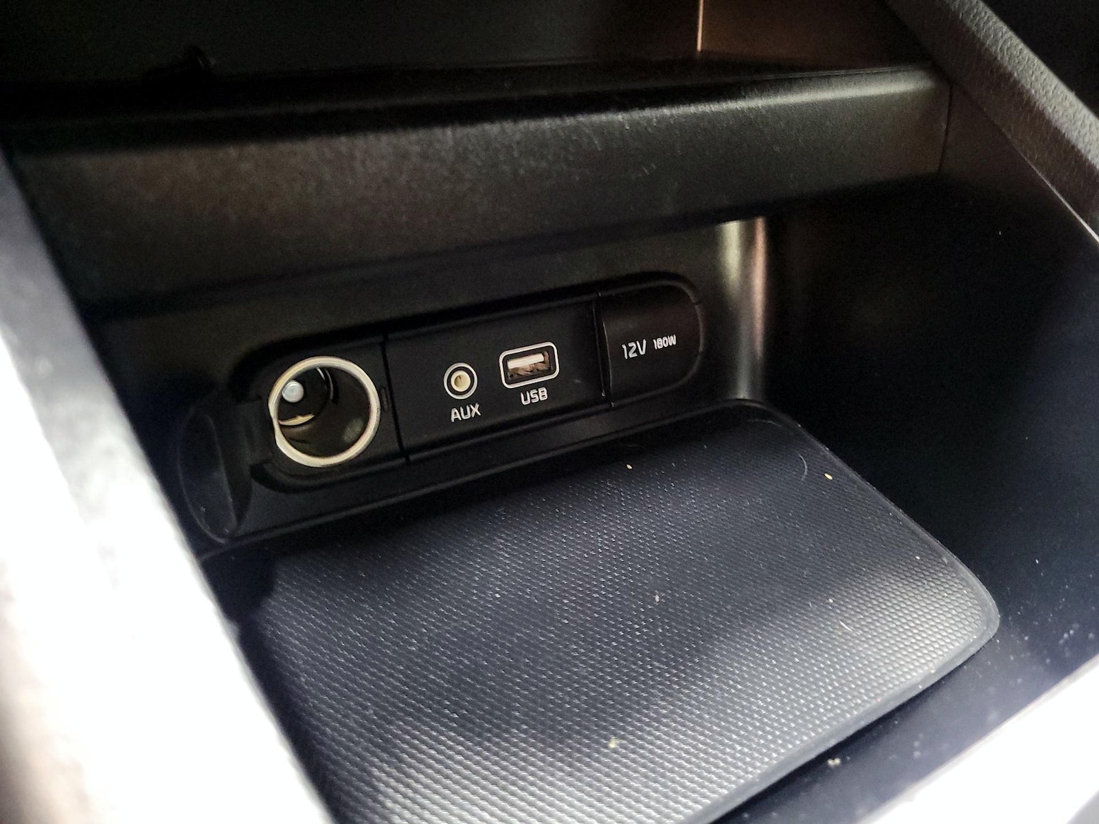 2021 Kia Forte LXS - Photo 19