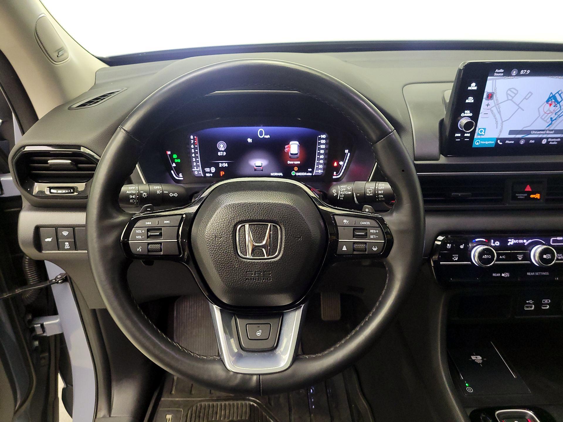 Thumbnail: 2023 Honda Pilot - 10