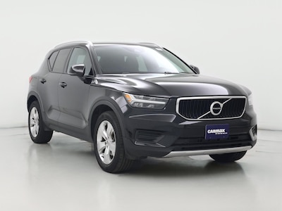 2022 Volvo XC40 T5 Momentum