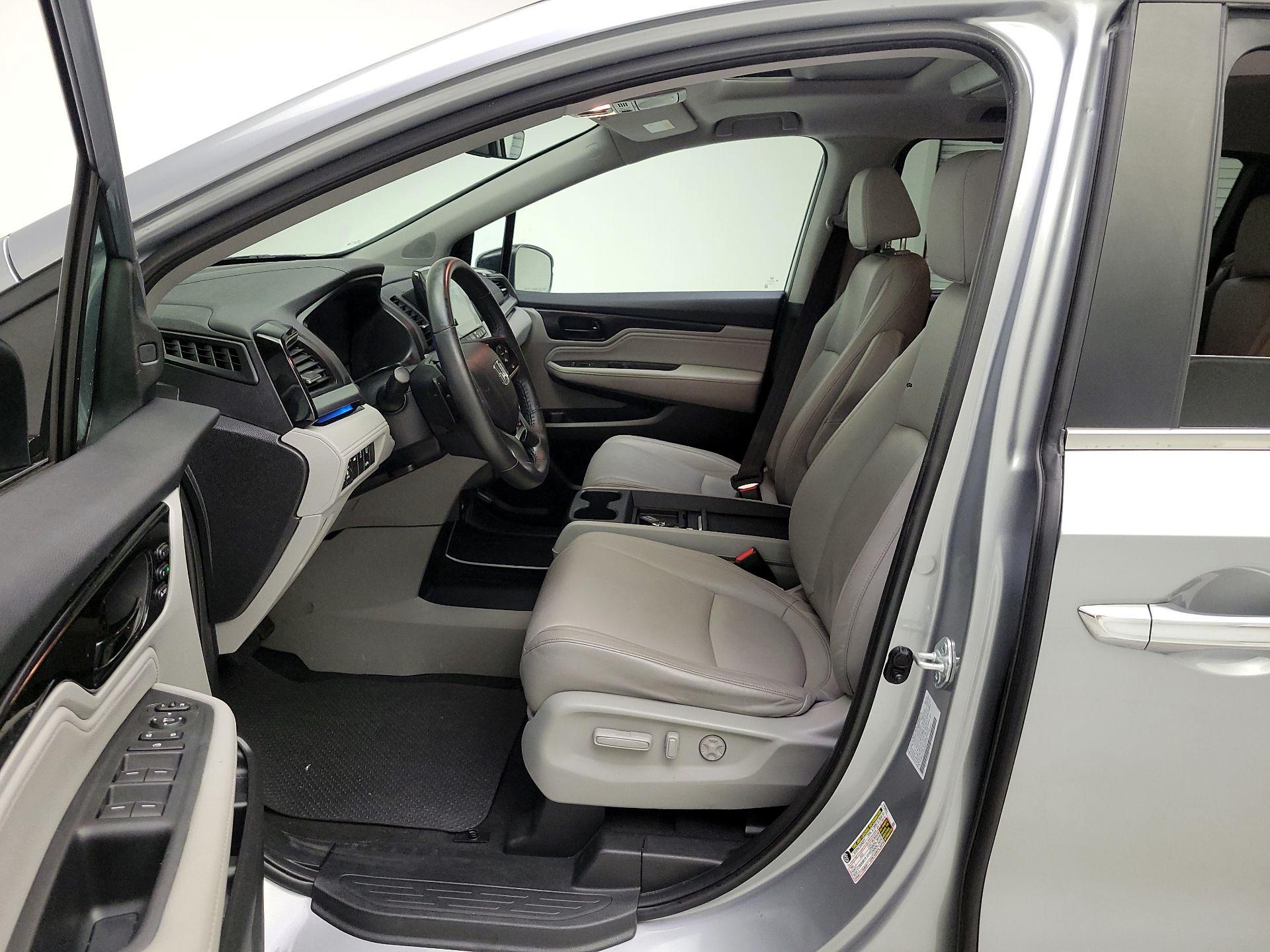 Thumbnail: 2023 Honda Odyssey - 11