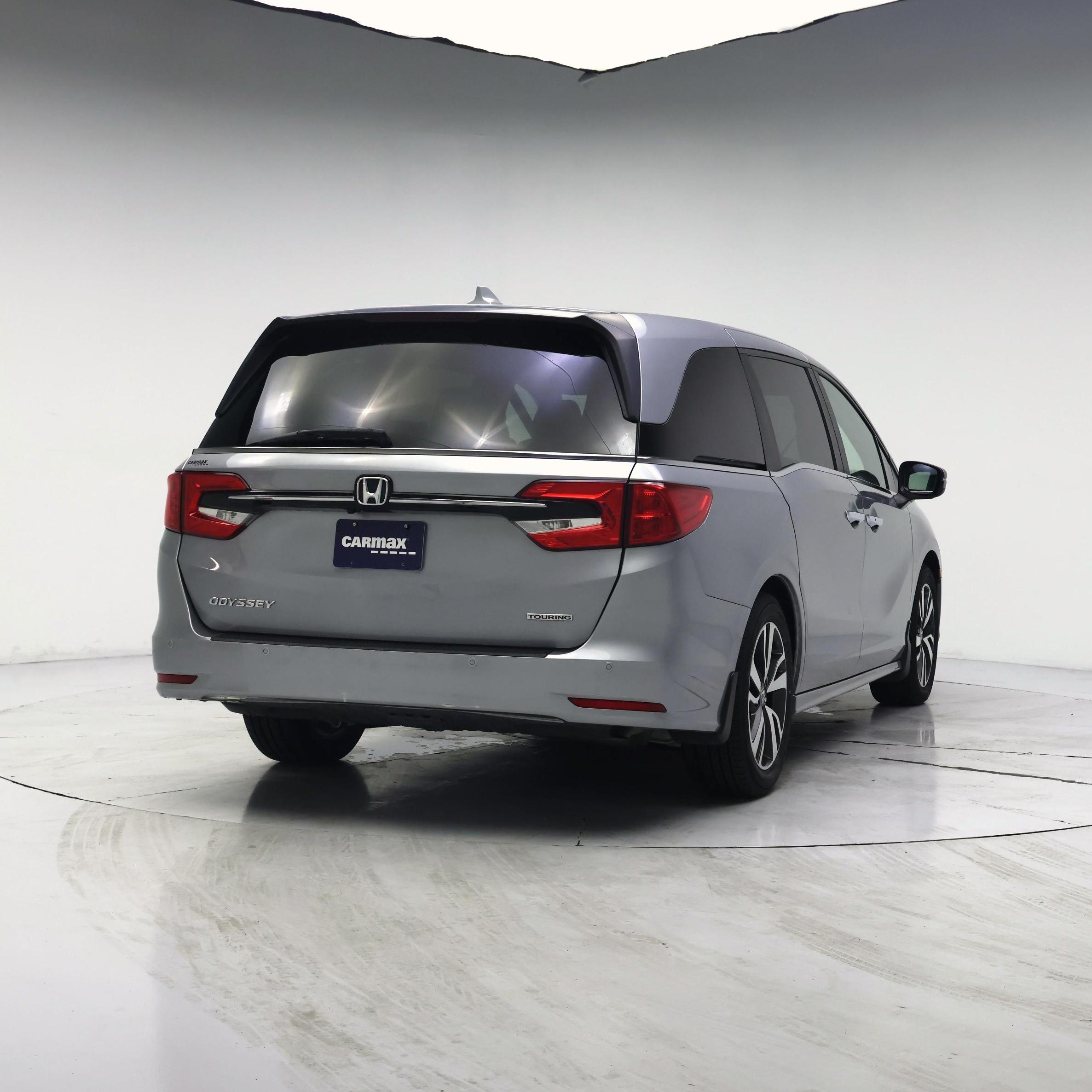 Thumbnail: 2023 Honda Odyssey - 8
