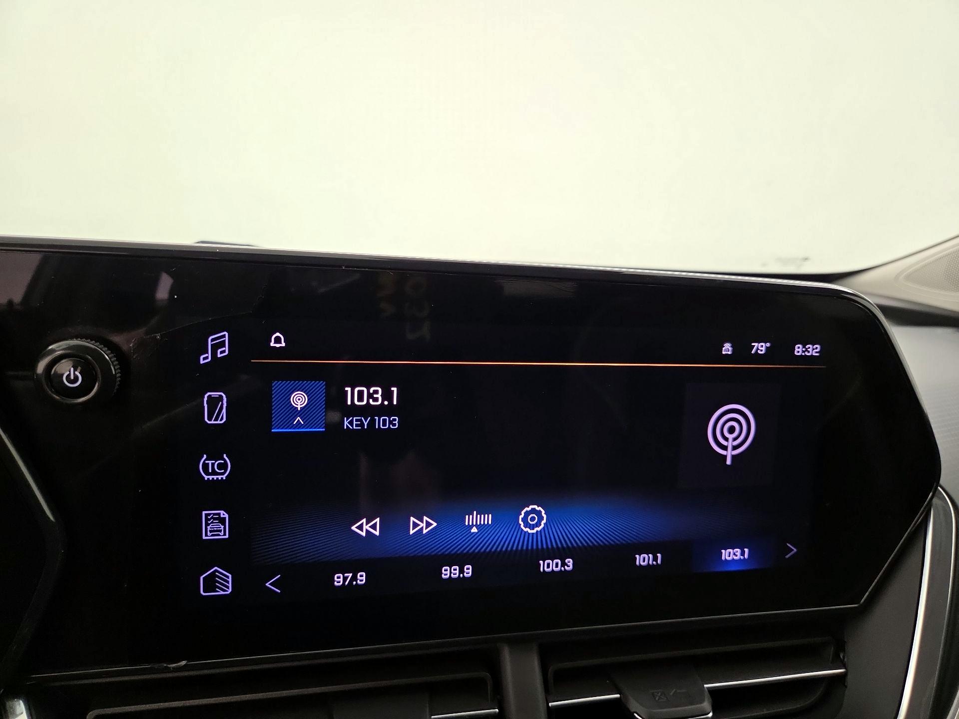 Thumbnail: 2024 Chevrolet Trax - 16