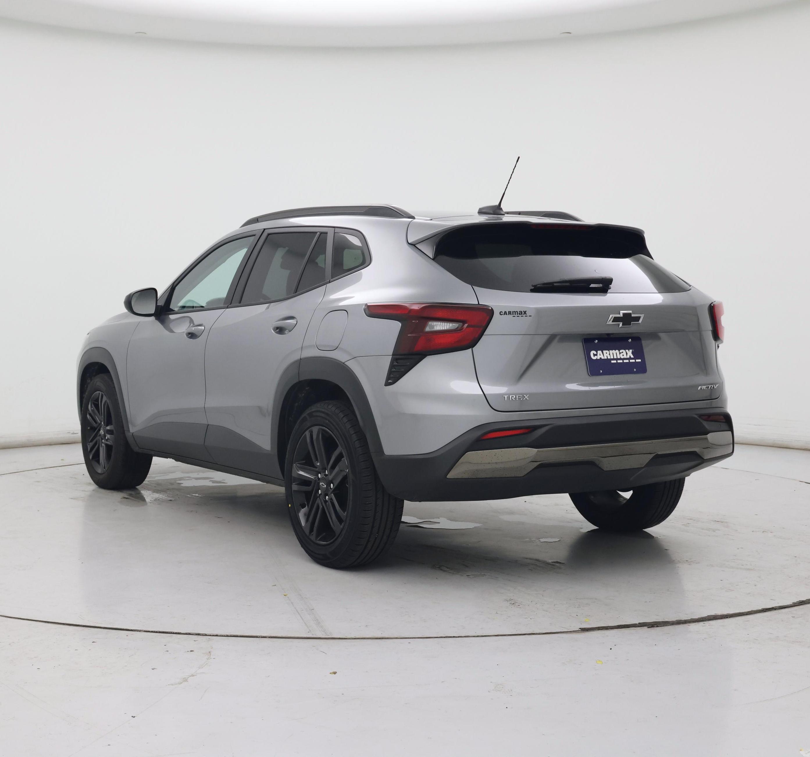 Thumbnail: 2024 Chevrolet Trax - 2