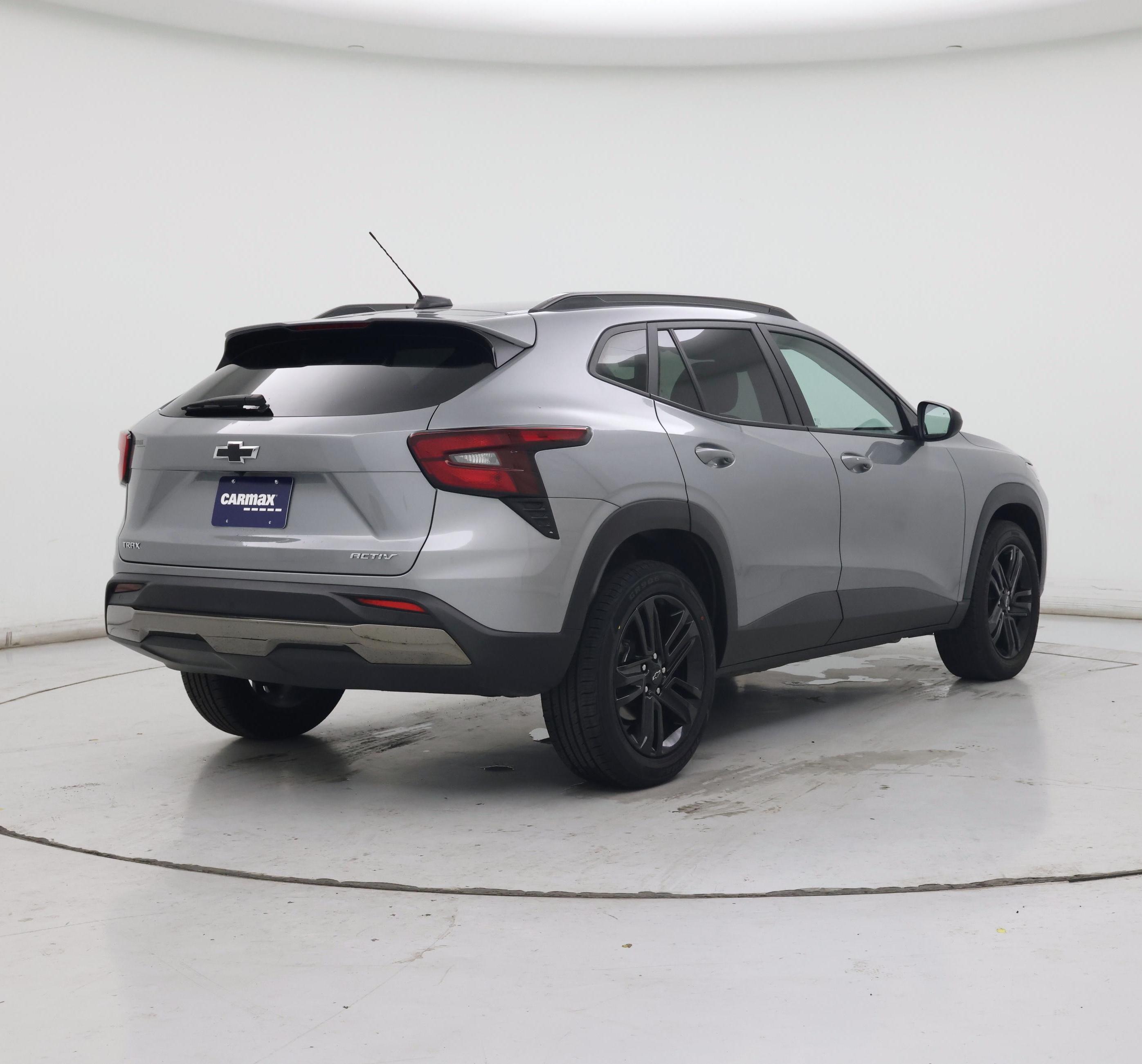Thumbnail: 2024 Chevrolet Trax - 8