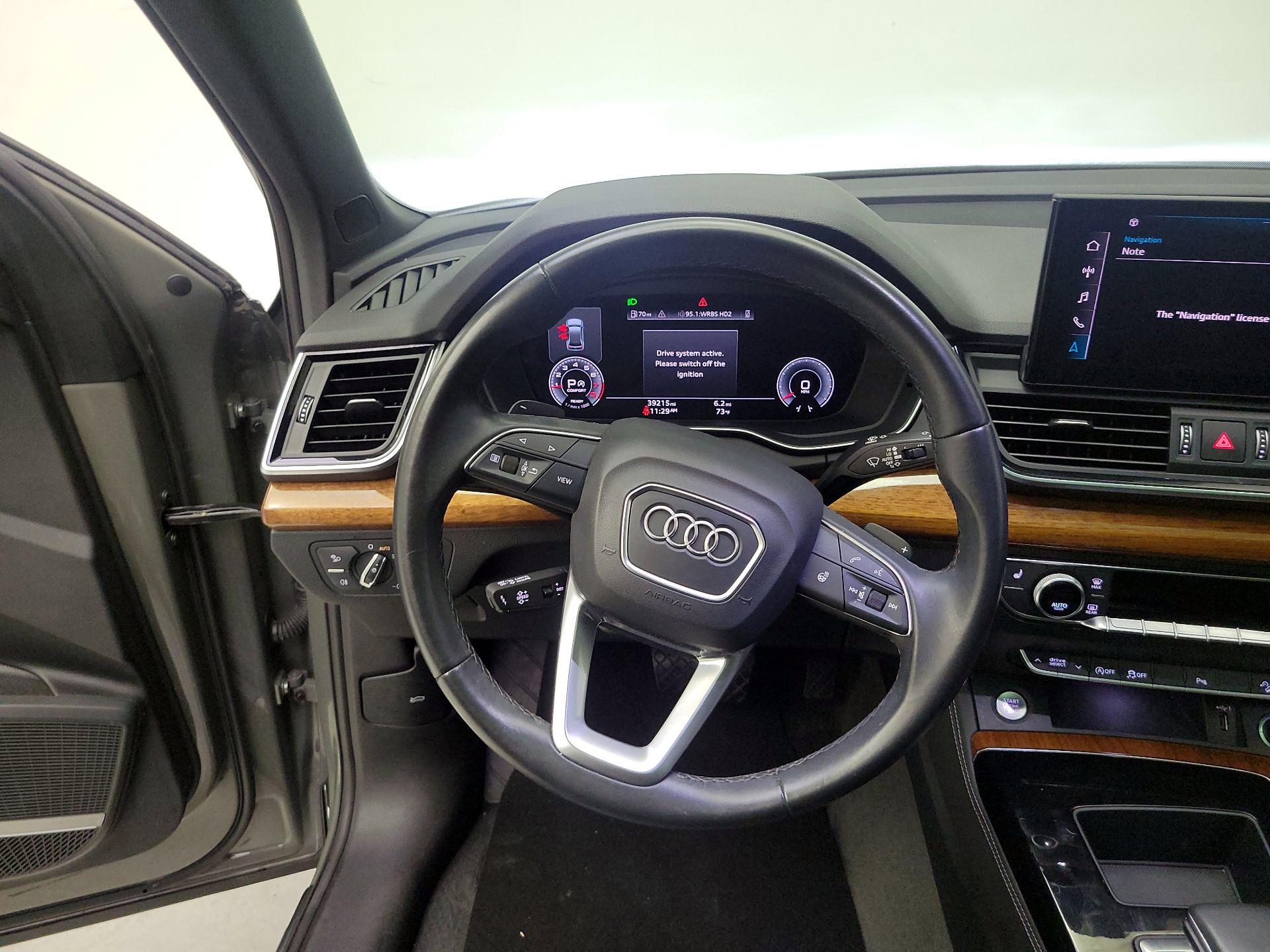 Thumbnail: 2023 Audi Q5 - 10