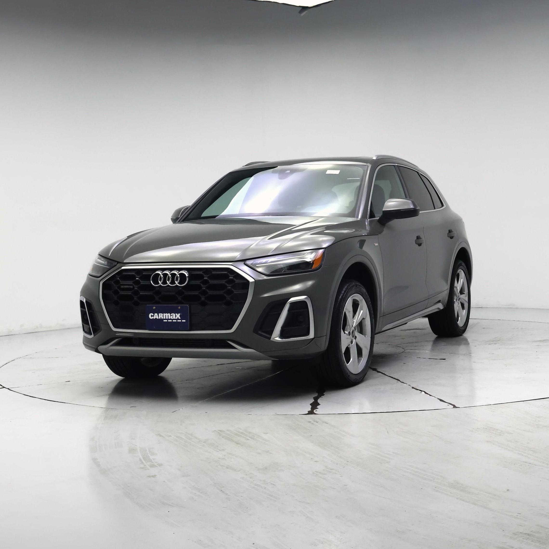 Thumbnail: 2023 Audi Q5 - 4