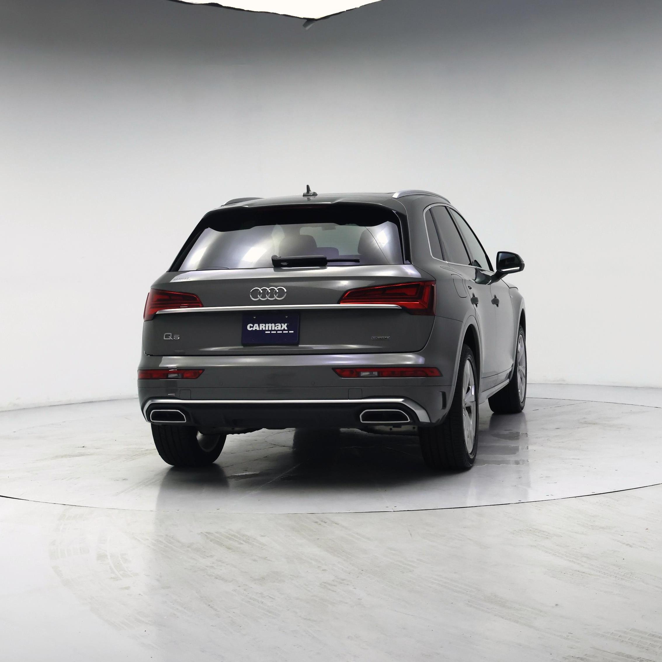 Thumbnail: 2023 Audi Q5 - 8