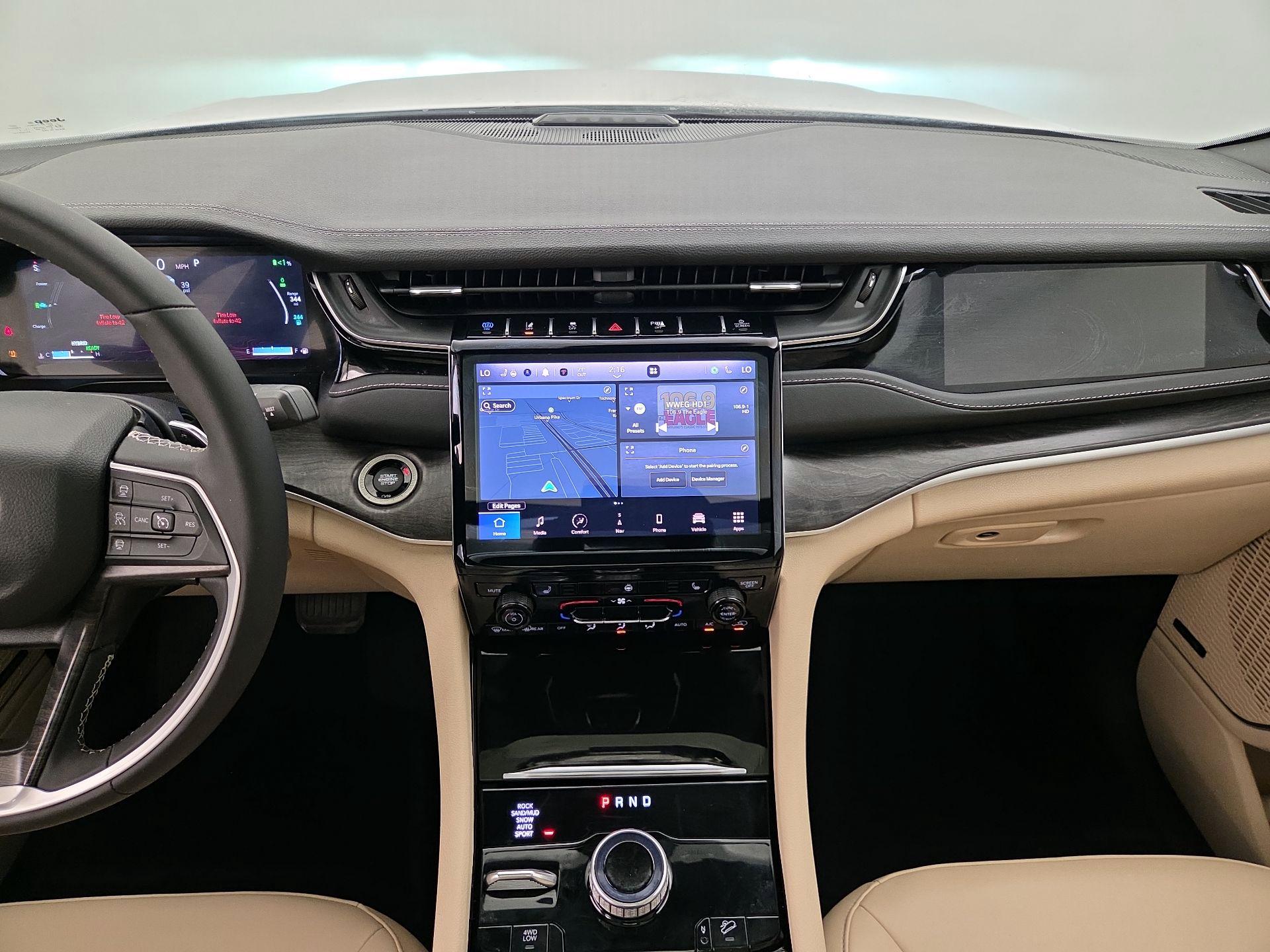 Thumbnail: 2023 Jeep Grand Cherokee - 9