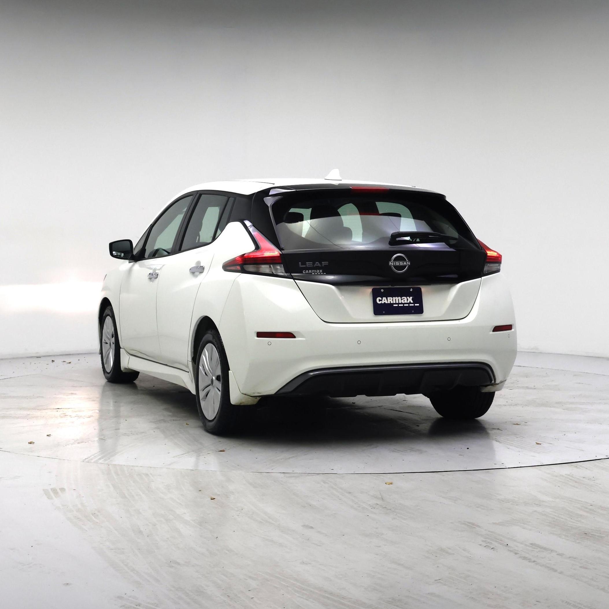 Thumbnail: 2023 Nissan Leaf - 2