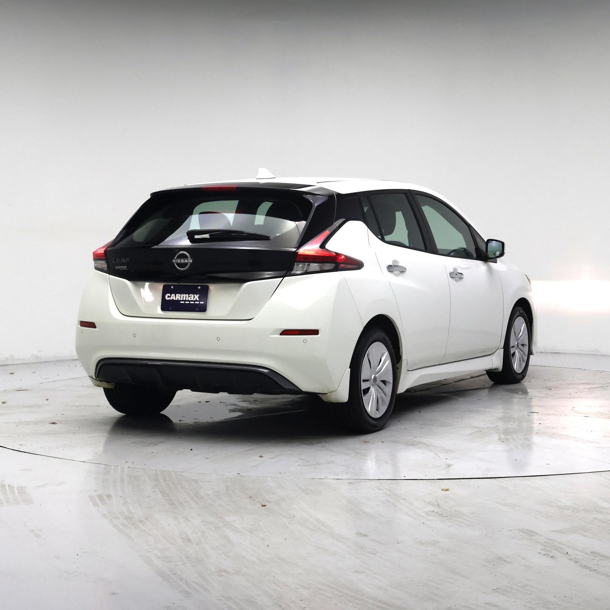 Thumbnail: 2023 Nissan Leaf - 8