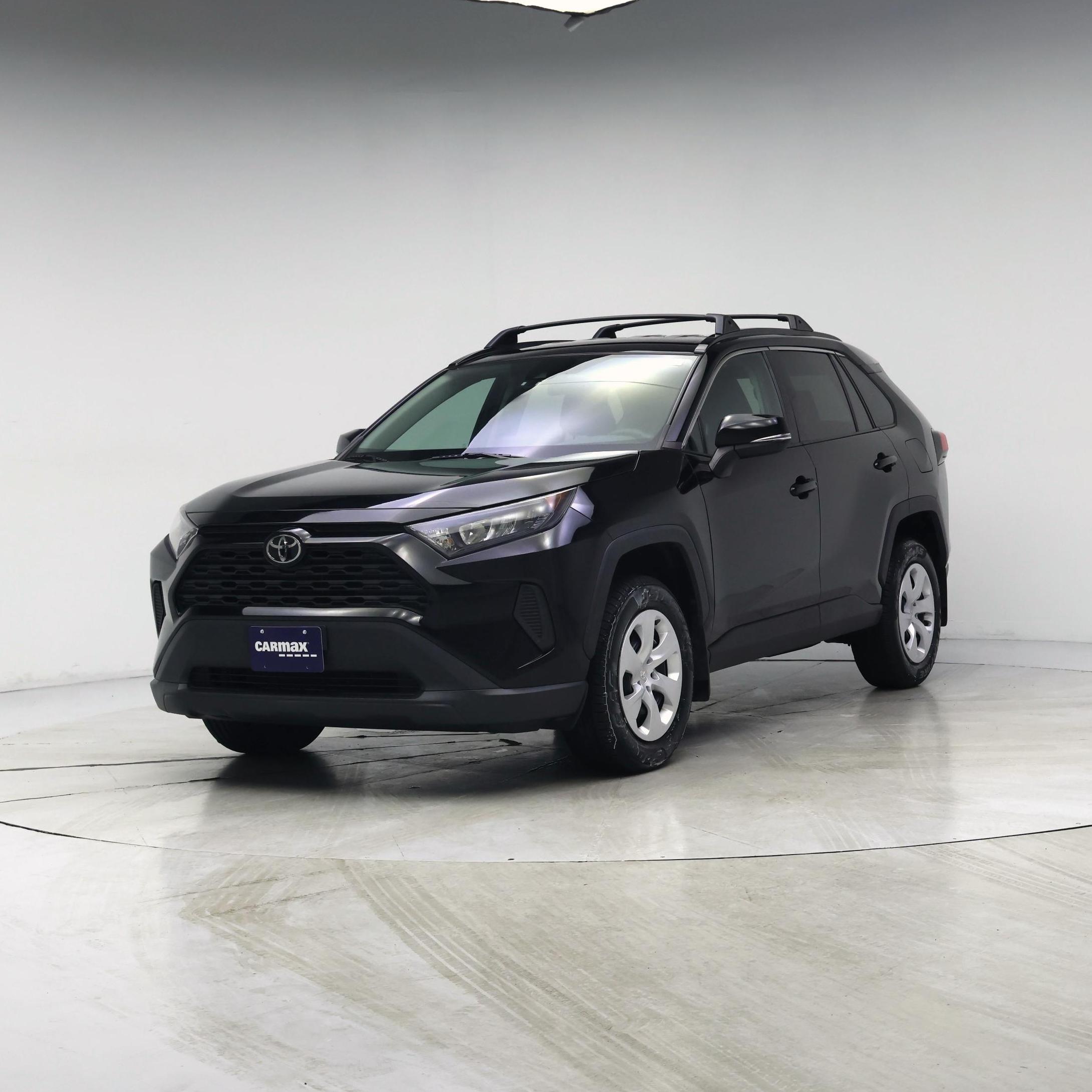 Thumbnail: 2021 Toyota RAV4 - 4