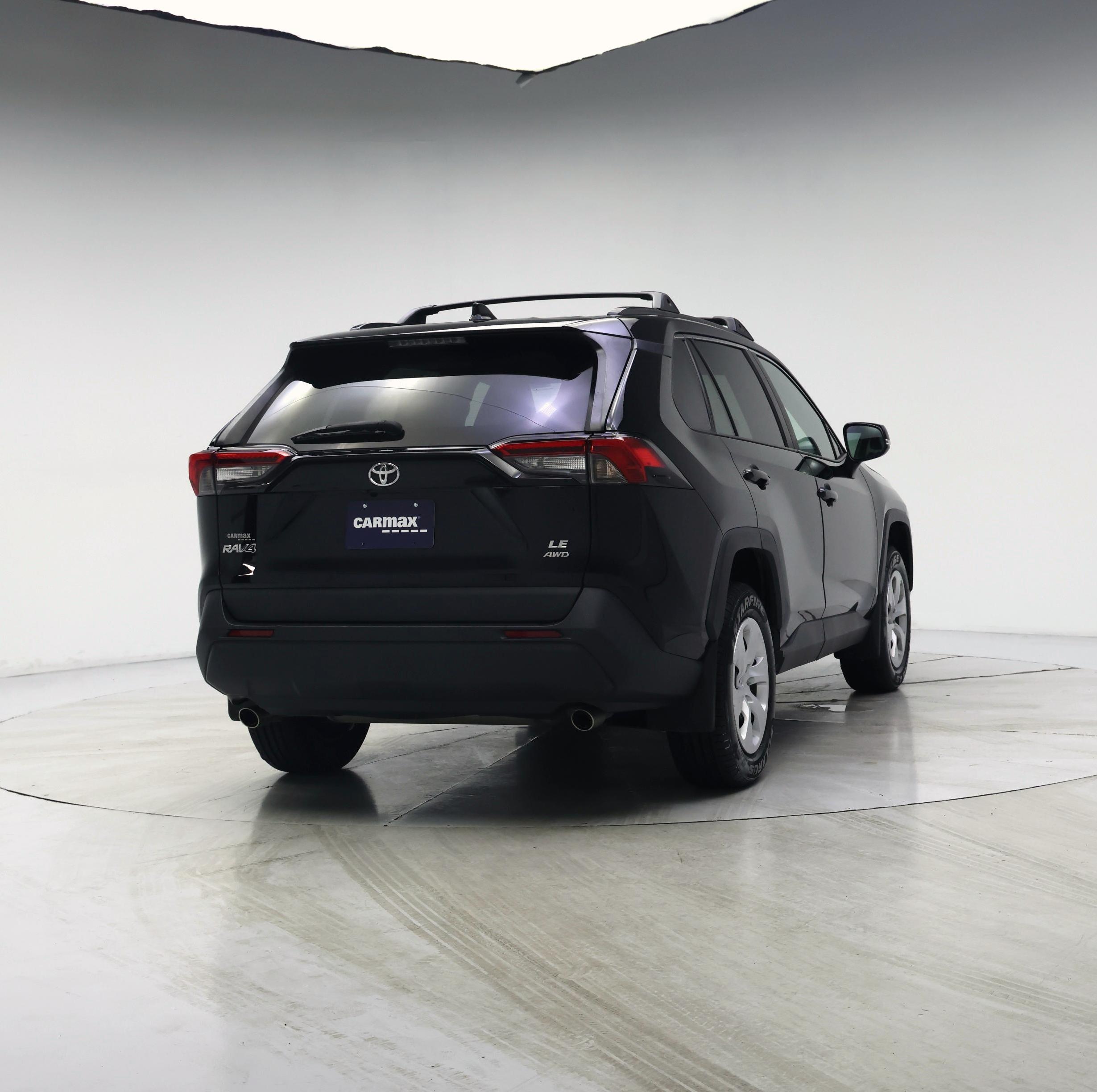 Thumbnail: 2021 Toyota RAV4 - 8