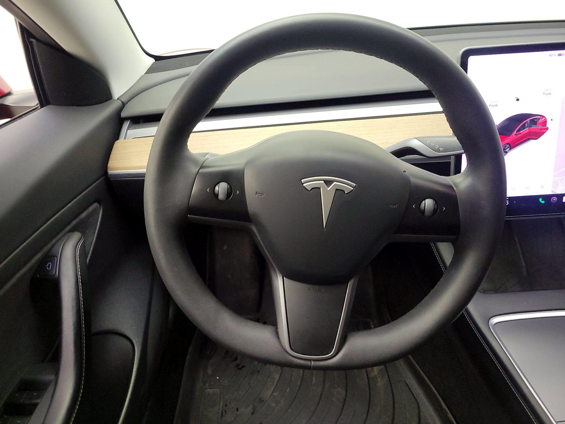 Thumbnail: 2021 Tesla Model 3 - 10