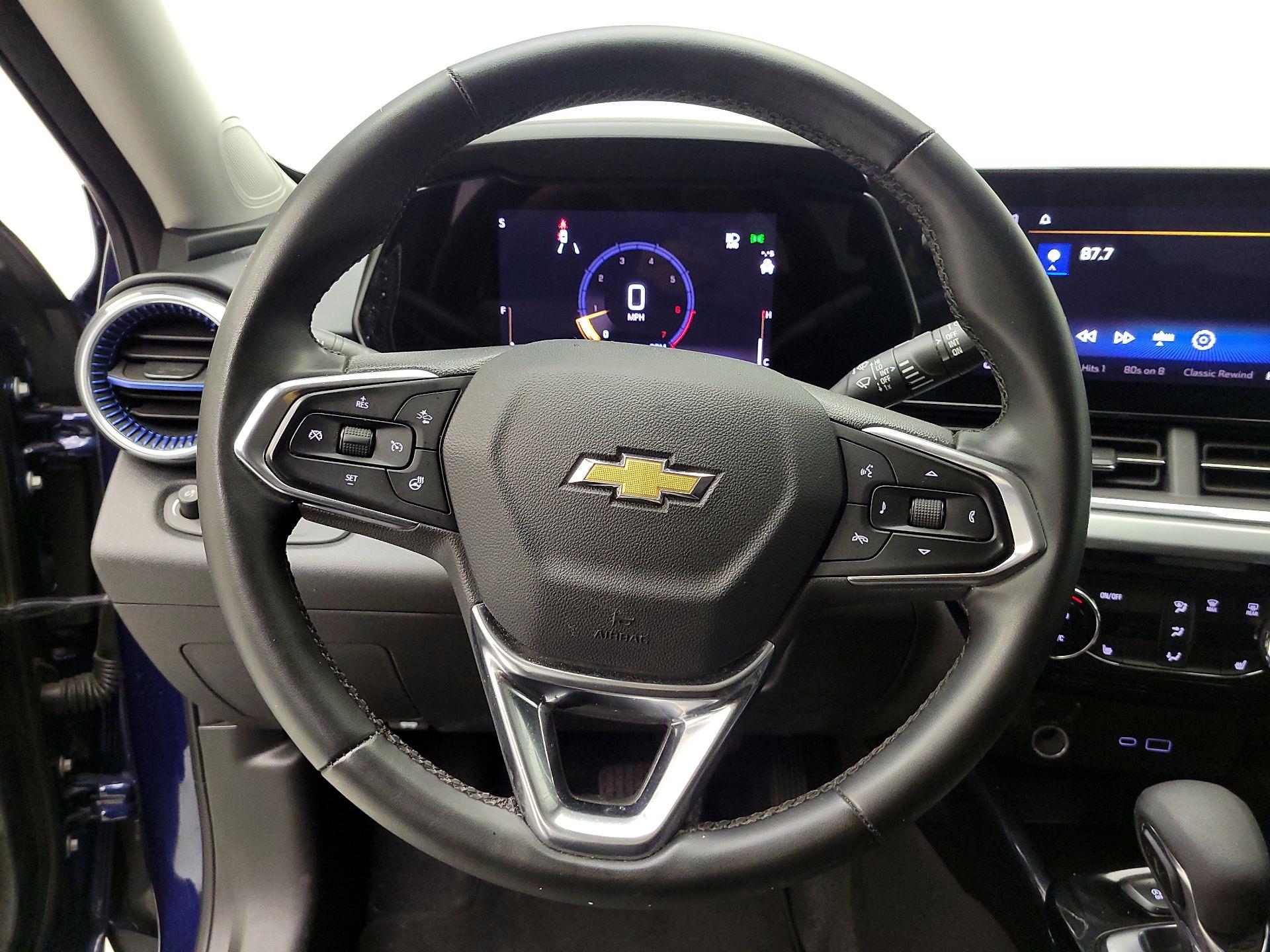 Thumbnail: 2024 Chevrolet Trax - 10