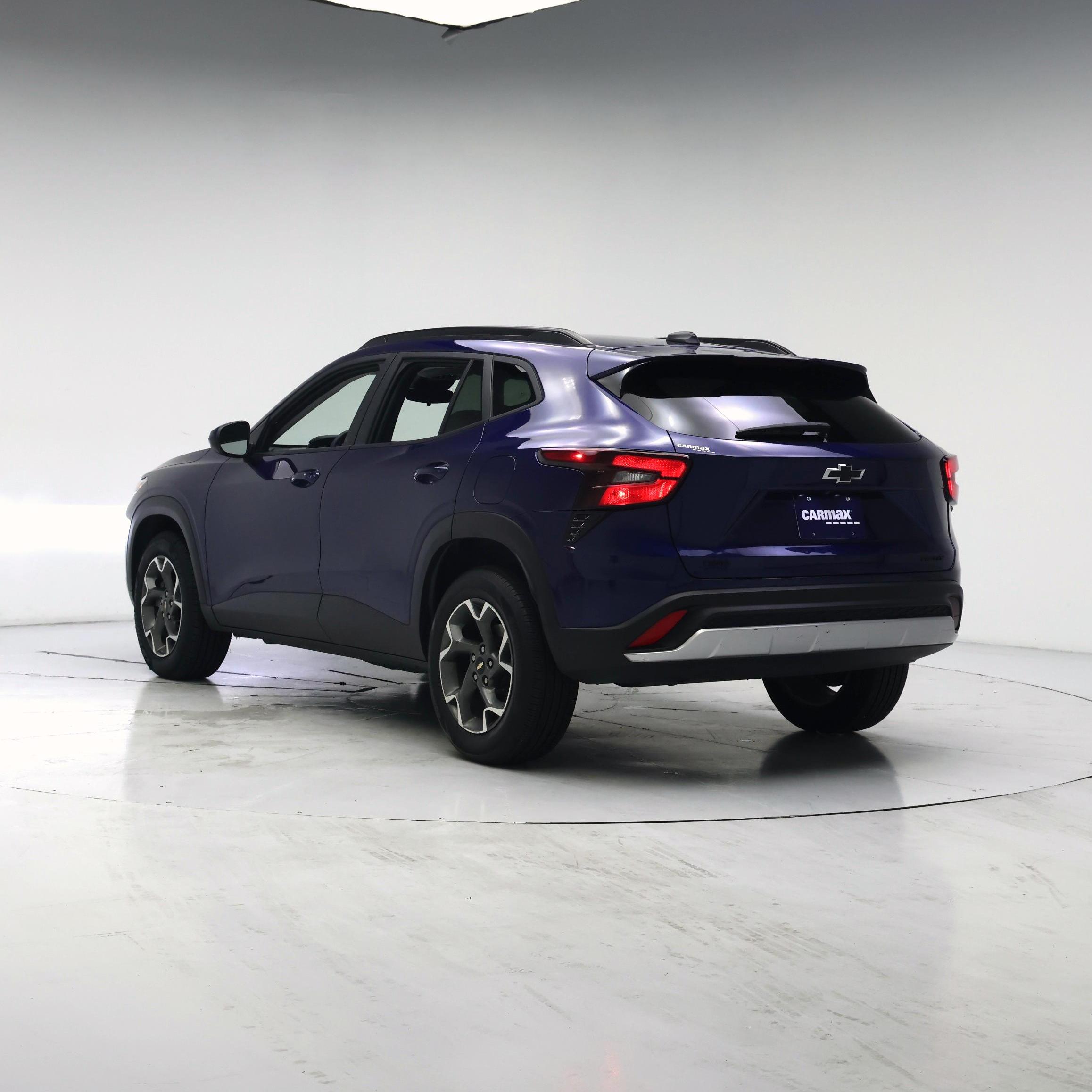 Thumbnail: 2024 Chevrolet Trax - 2
