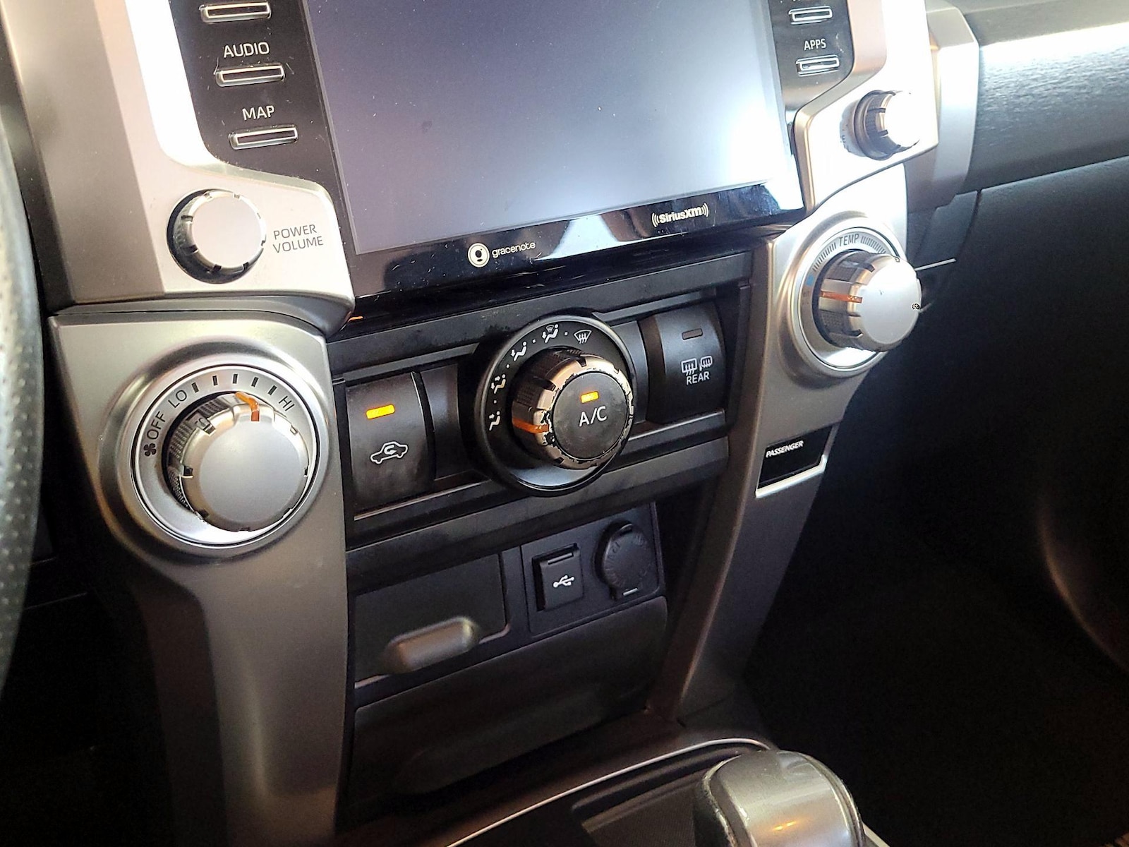 2022 Toyota 4Runner SR5 - Photo 17