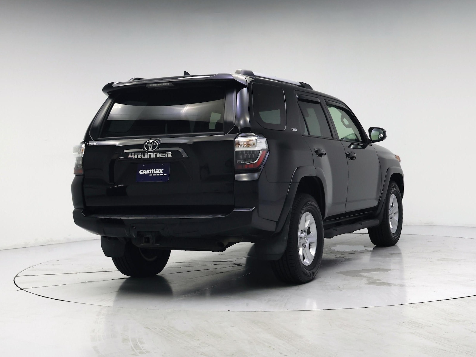 2022 Toyota 4Runner SR5 - Photo 9