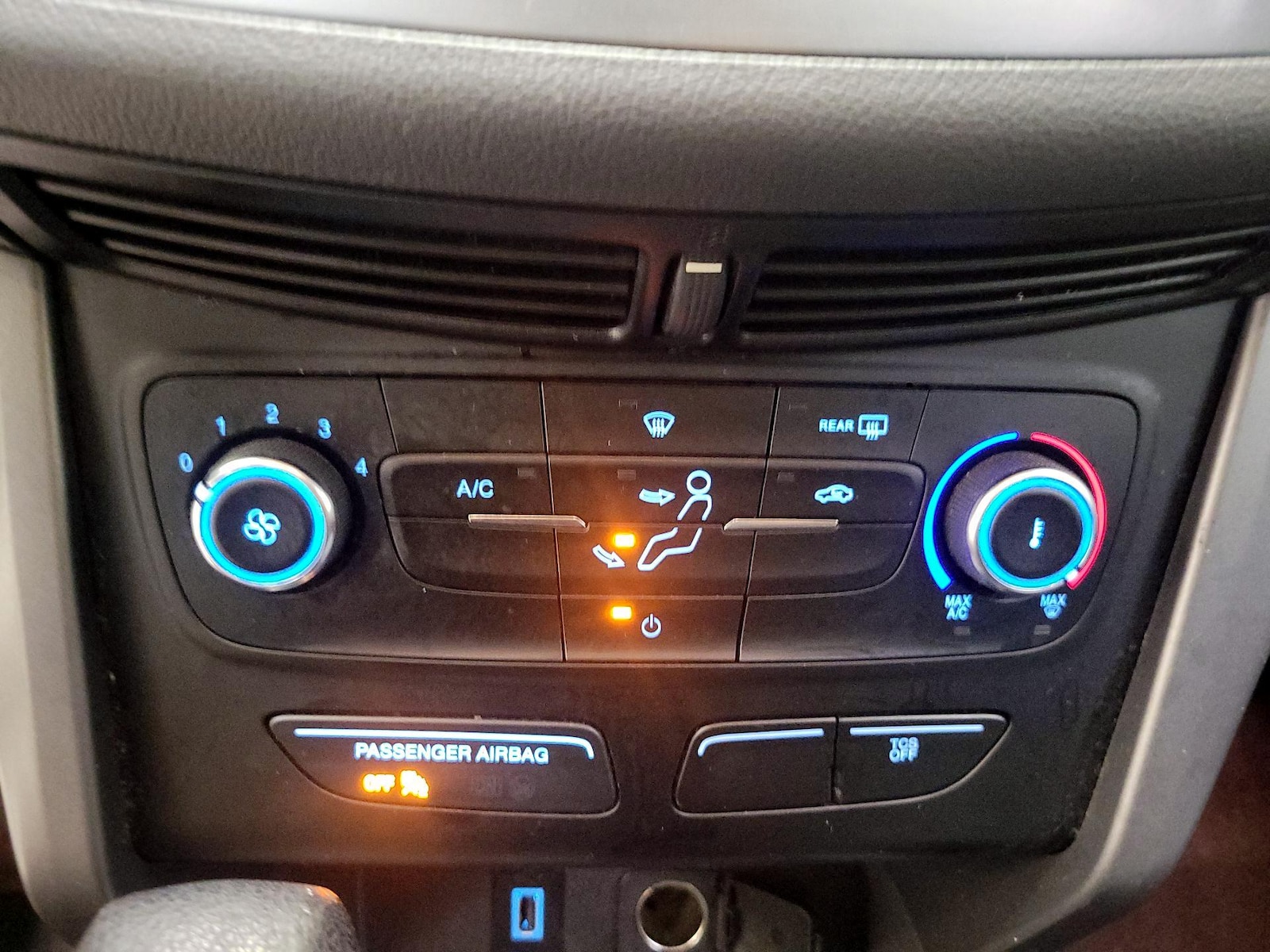 2017 Ford Escape S - Photo 17