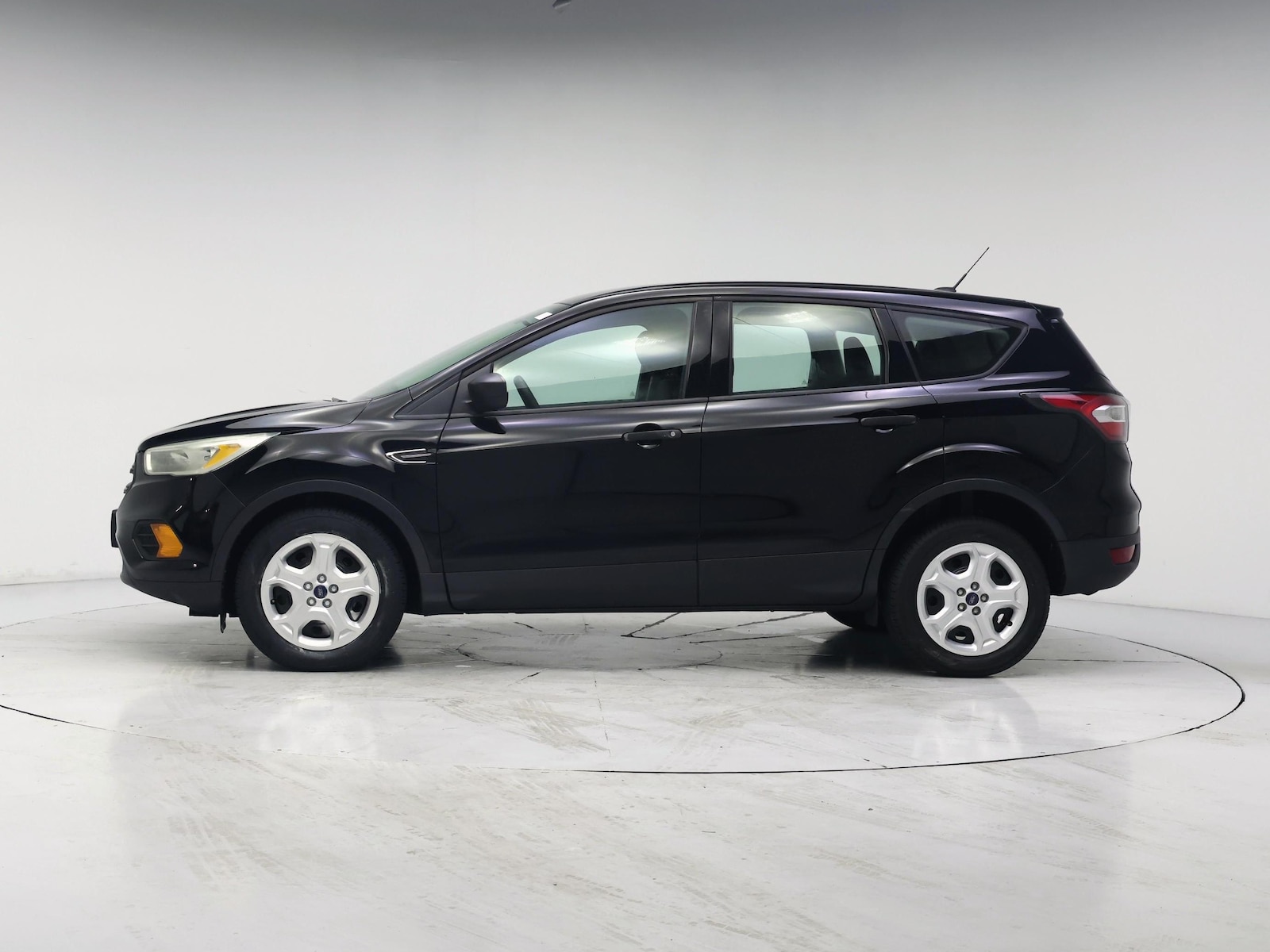 2017 Ford Escape S - Photo 4