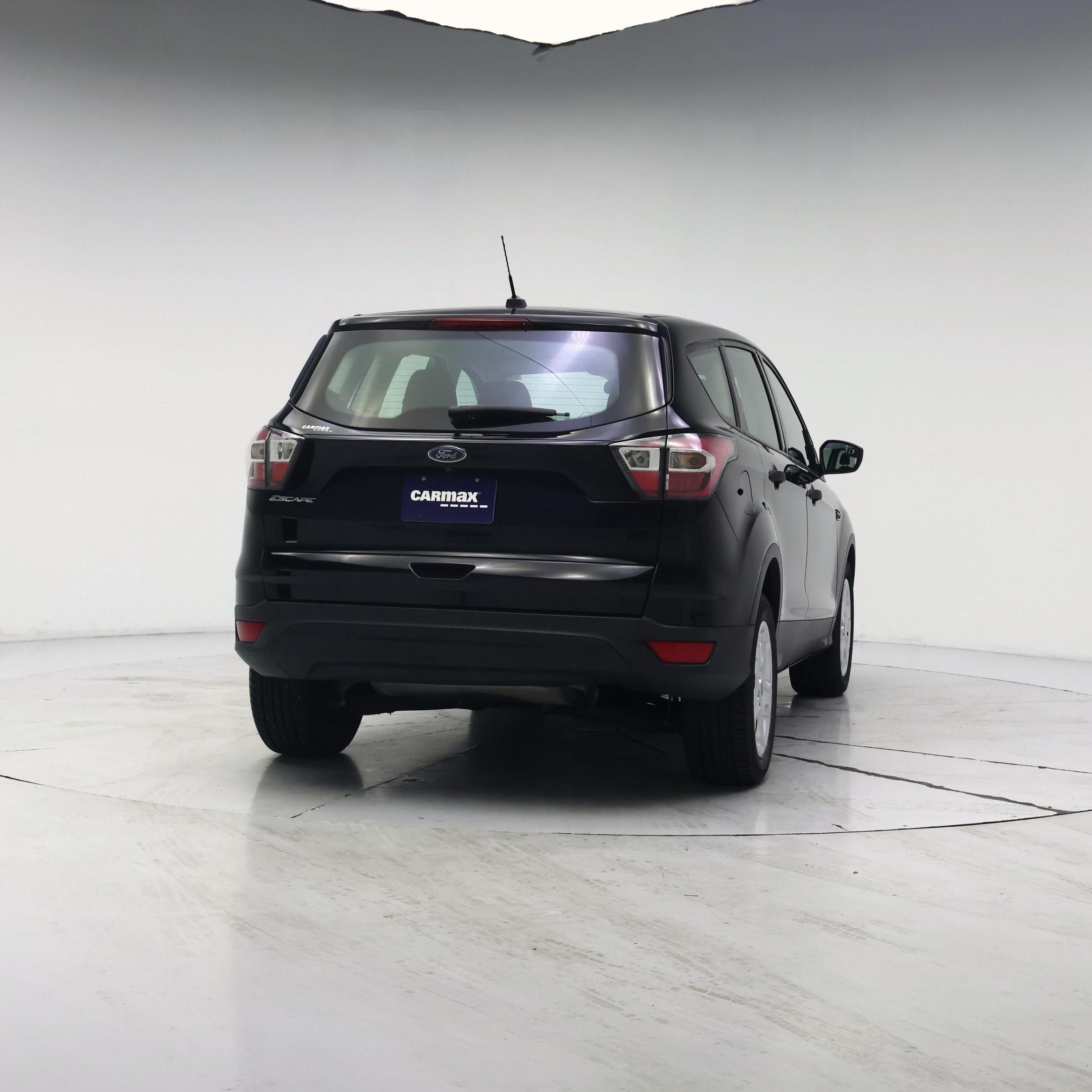 Thumbnail: 2017 Ford Escape - 8