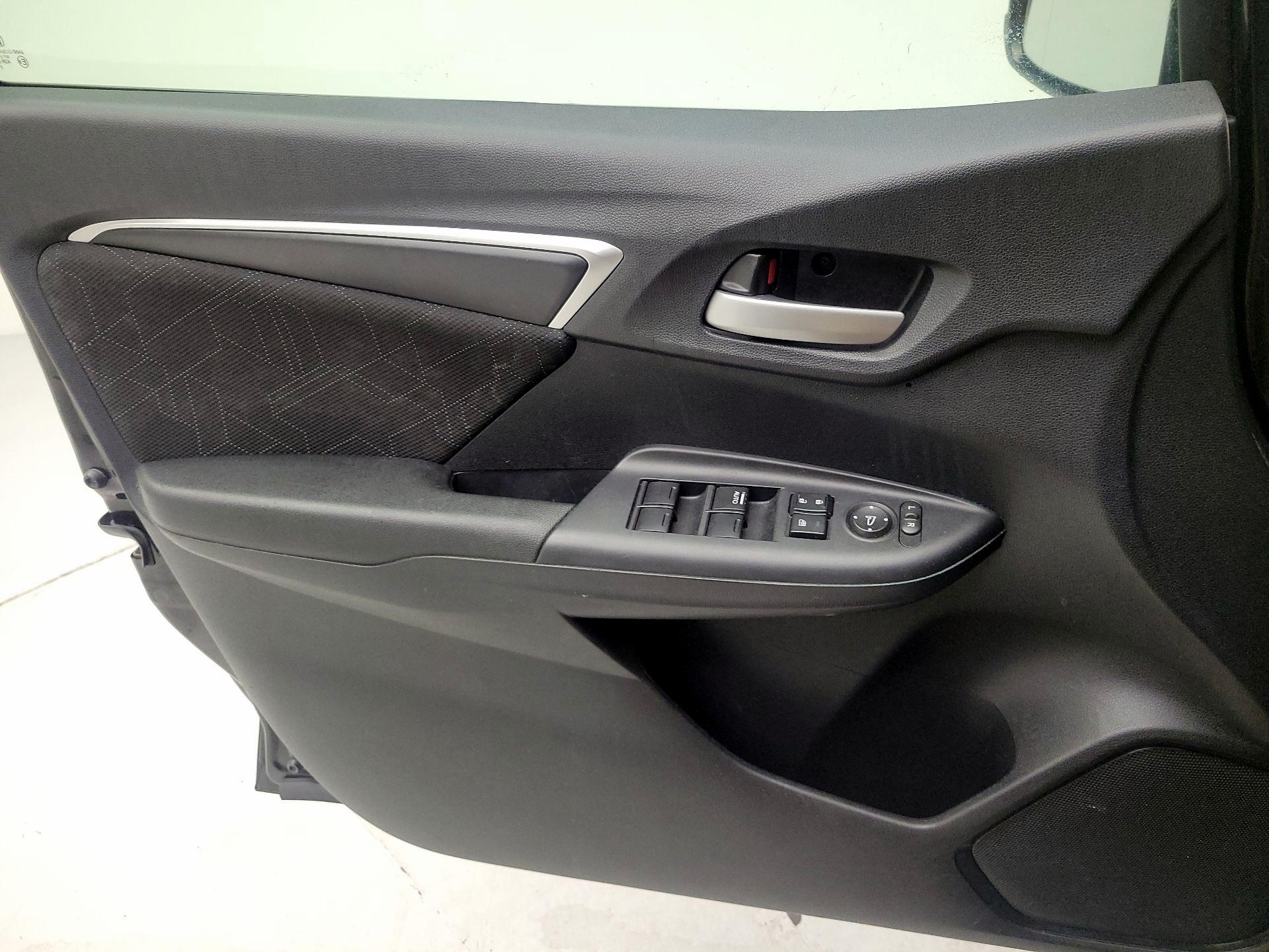 Thumbnail: 2015 Honda Fit - 12