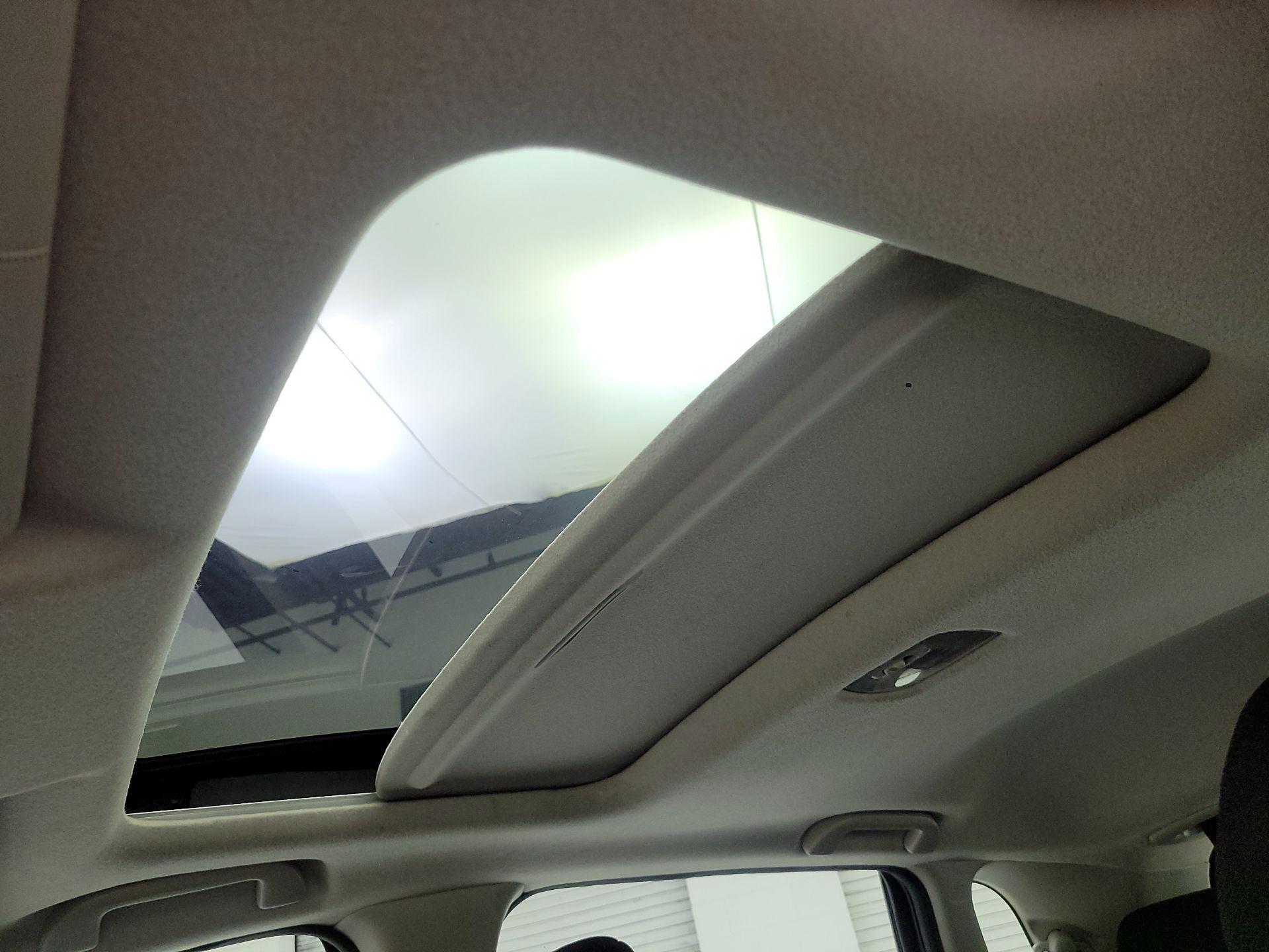 Thumbnail: 2015 Honda Fit - 19