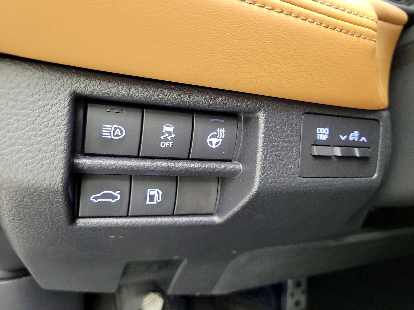 2022 Toyota Avalon Touring - Photo 14