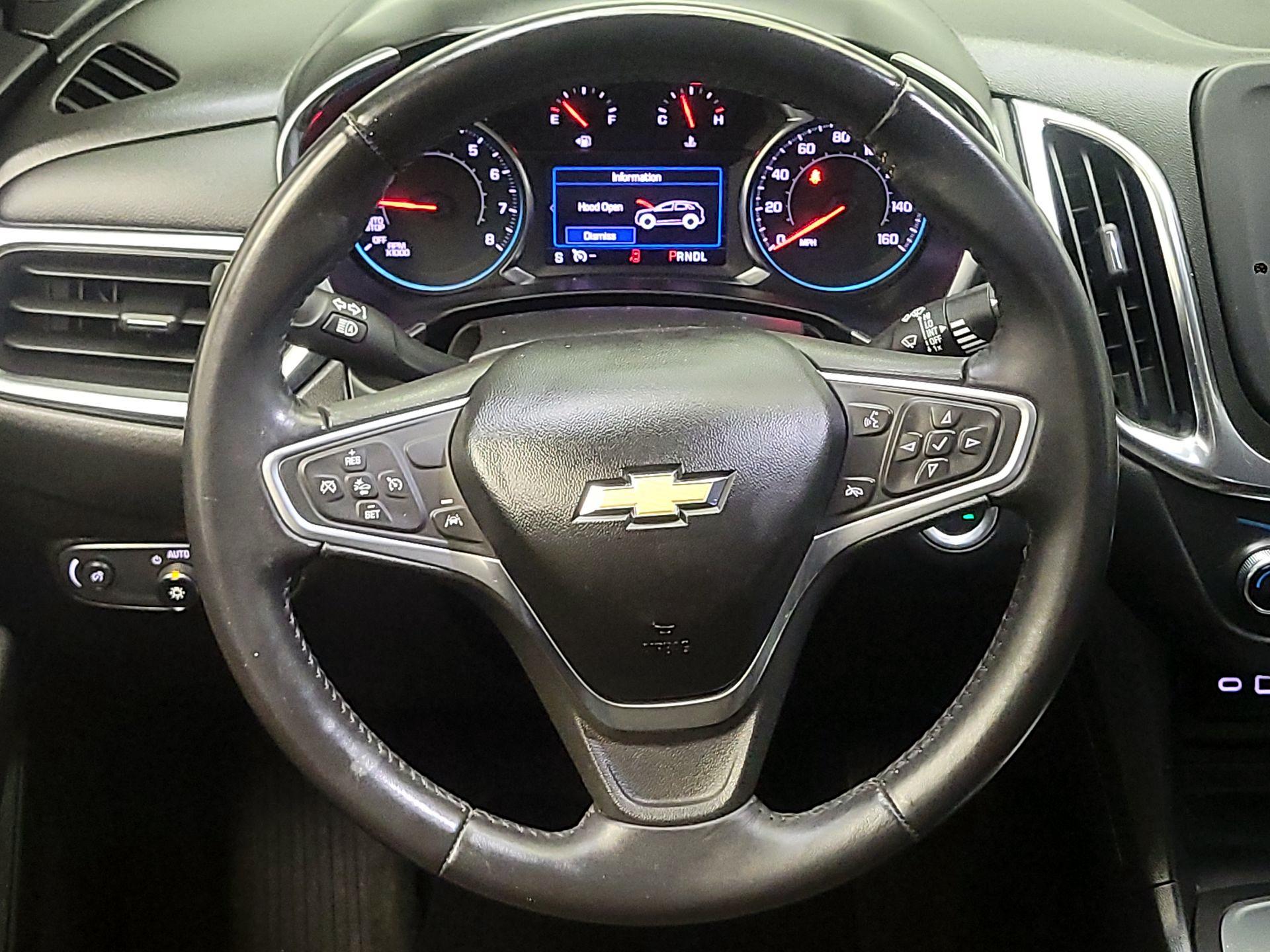 Thumbnail: 2022 Chevrolet Equinox - 10